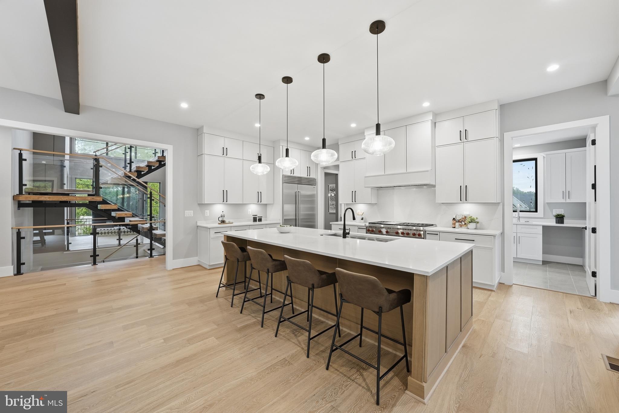 GRASS RIDGE - Residential