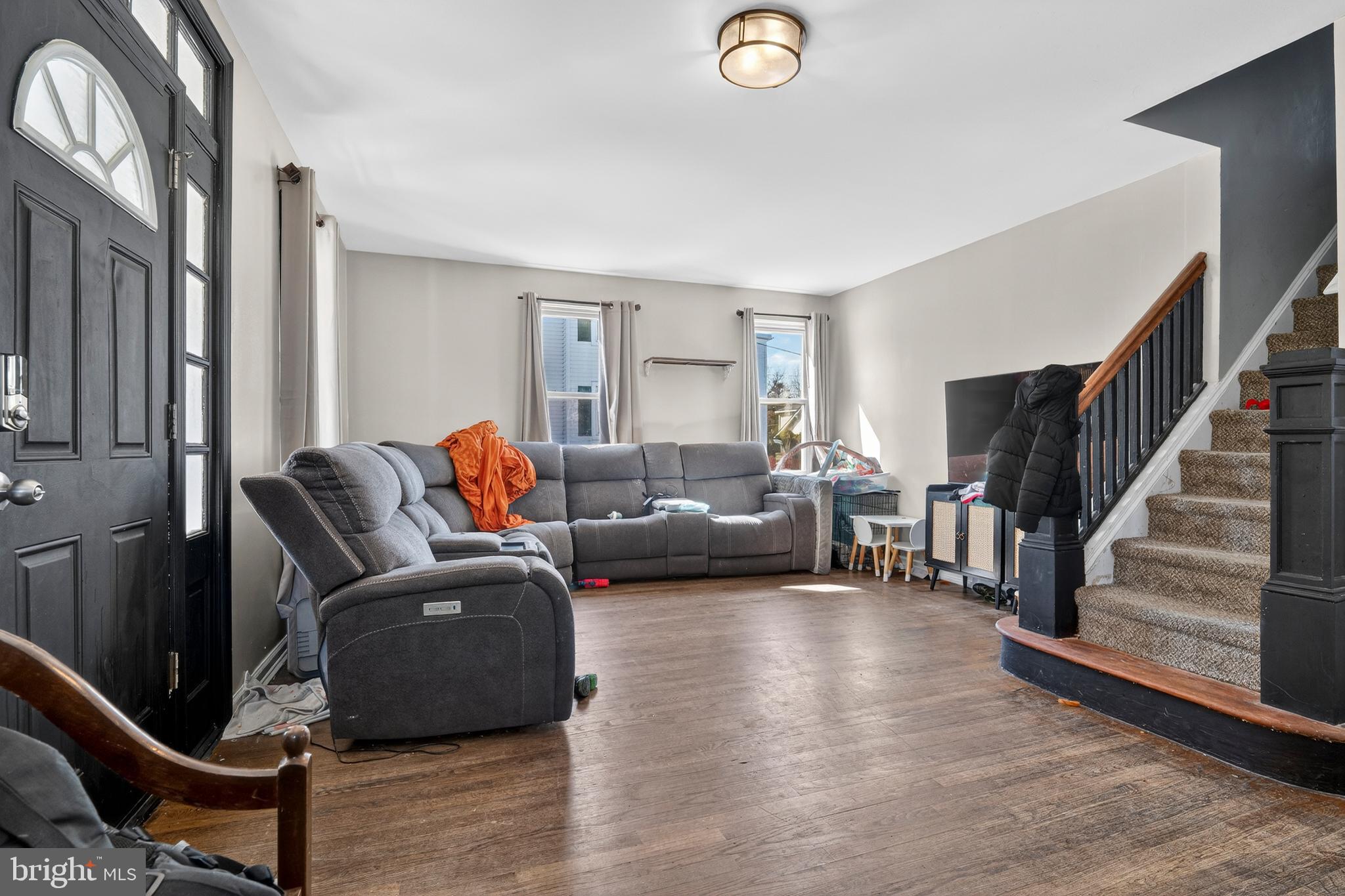 LAURAVILLE HISTORIC DISTRICT - Residential