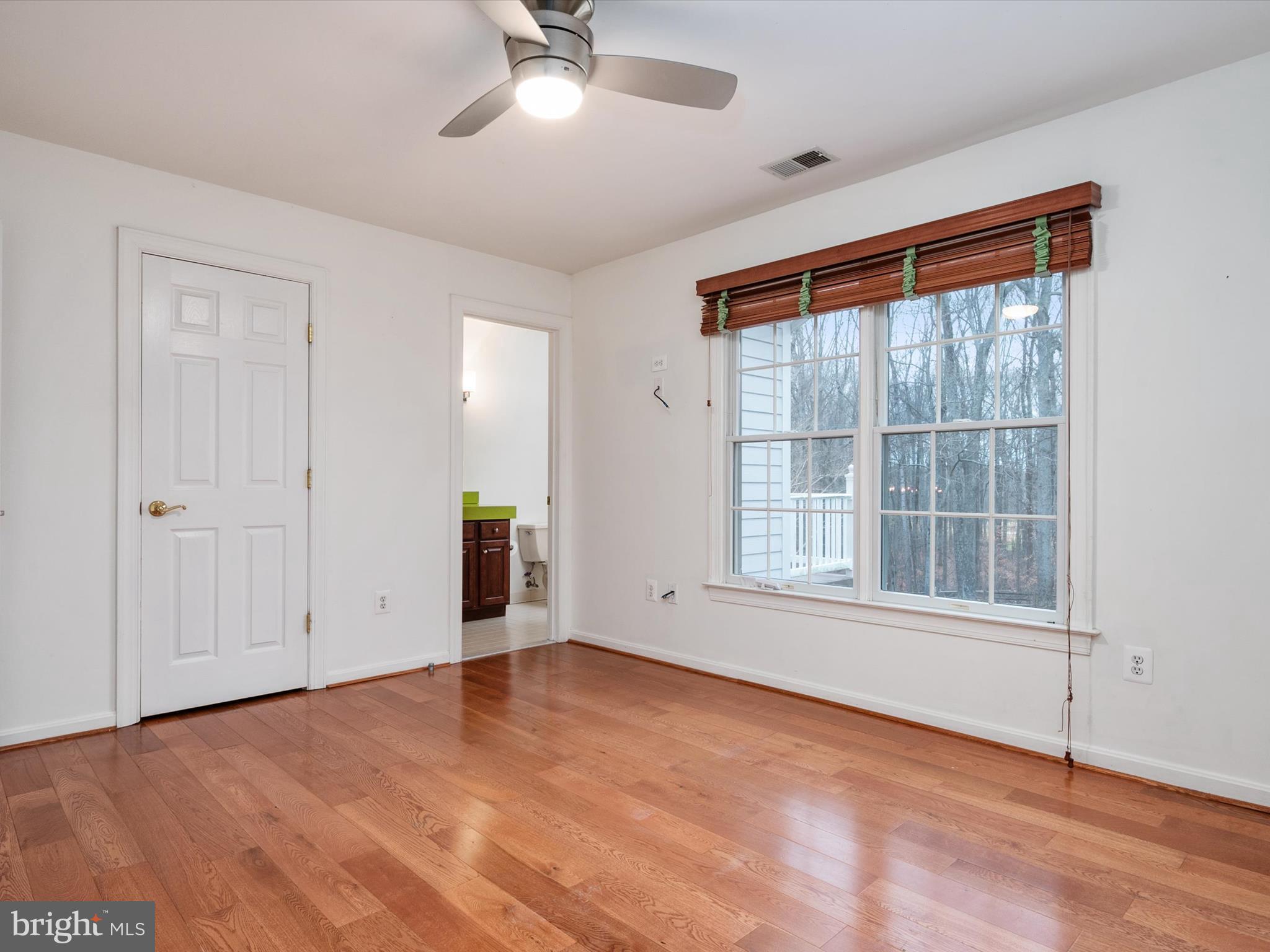 SOUTH RIVER COLONY - Residential