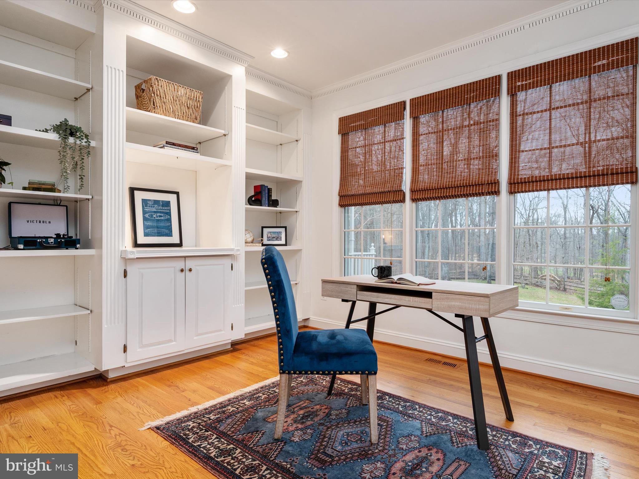 SOUTH RIVER COLONY - Residential