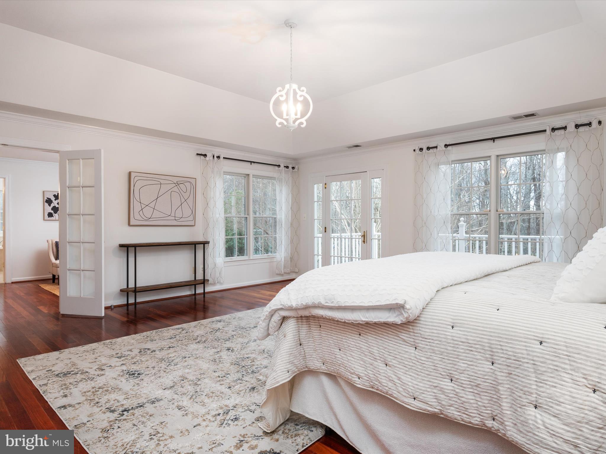 SOUTH RIVER COLONY - Residential