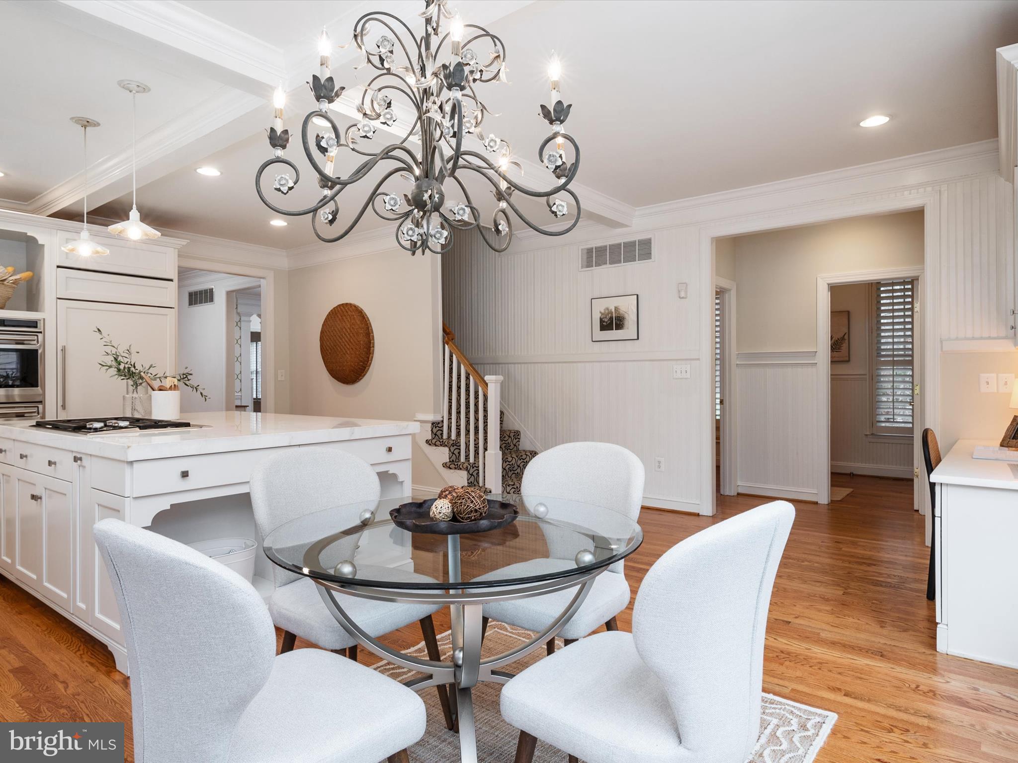 SOUTH RIVER COLONY - Residential