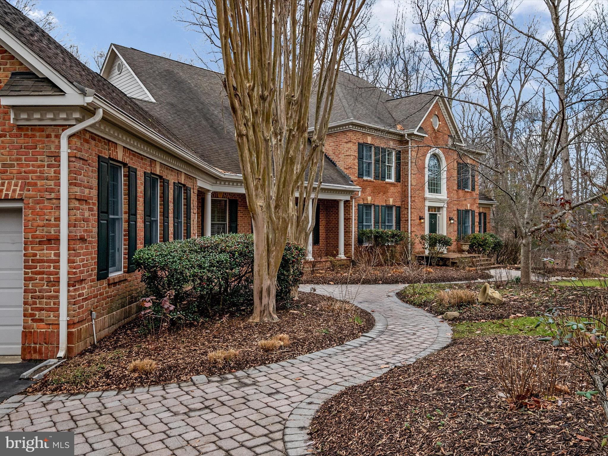 SOUTH RIVER COLONY - Residential