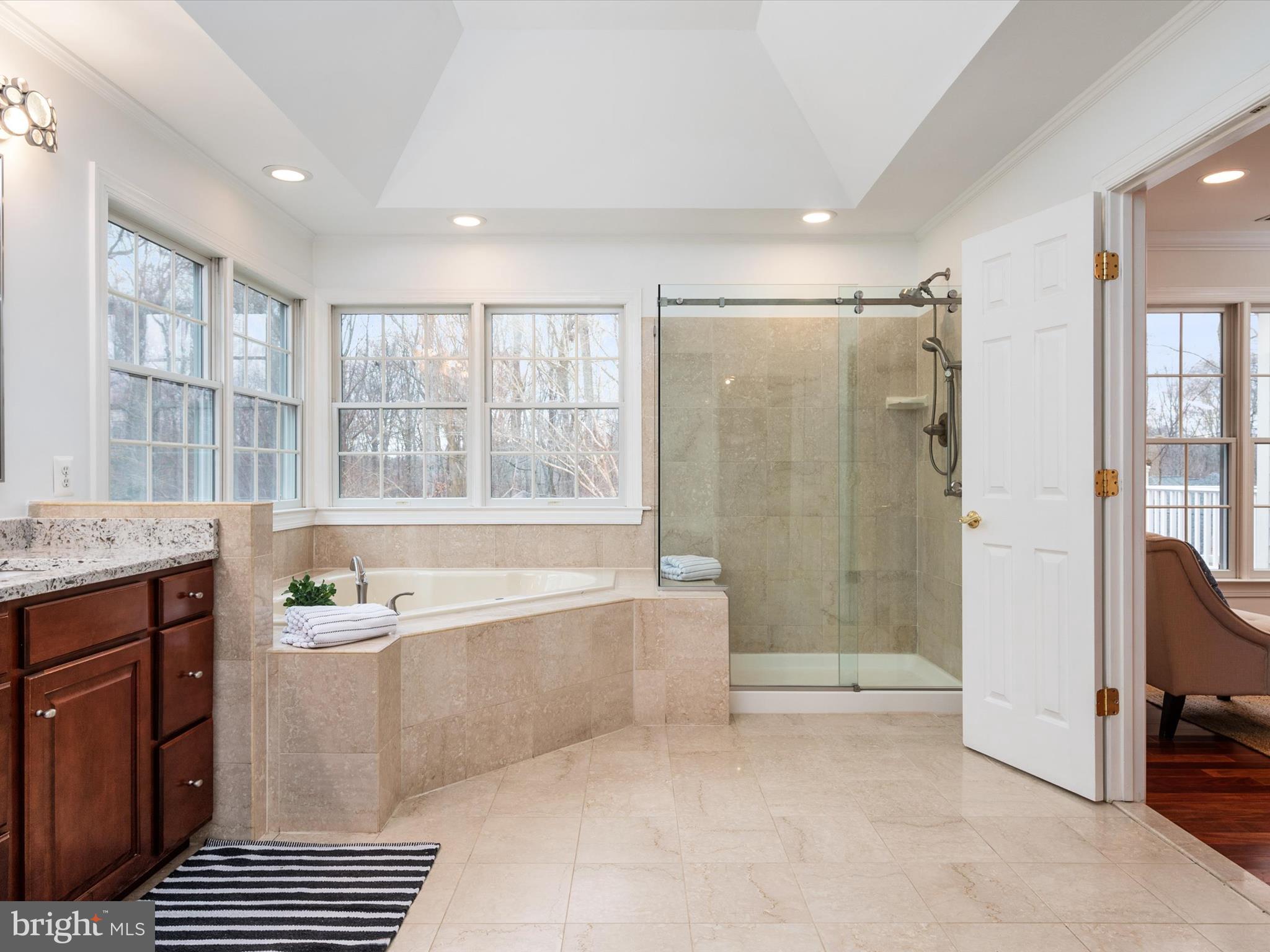 SOUTH RIVER COLONY - Residential