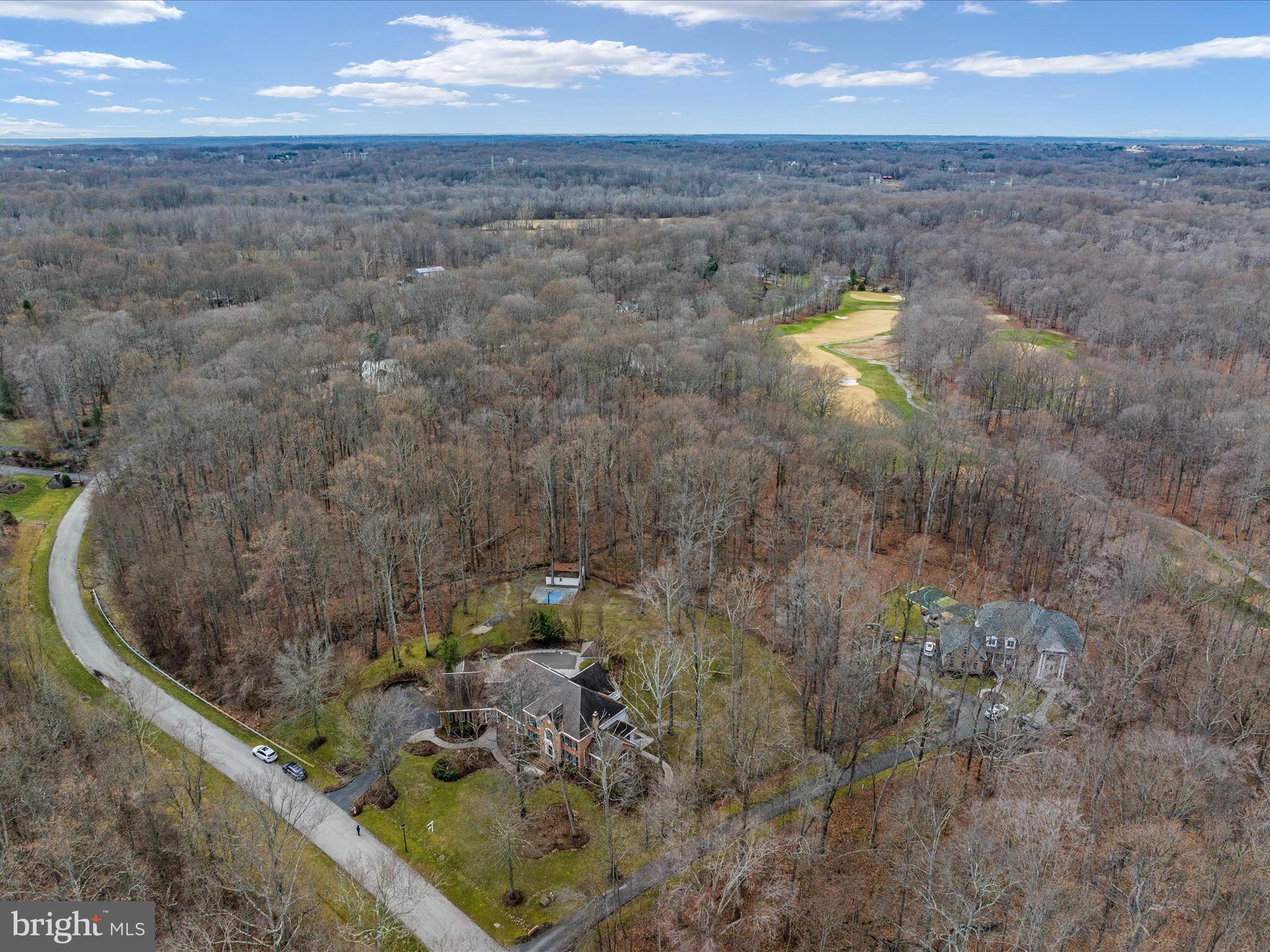 SOUTH RIVER COLONY - Residential