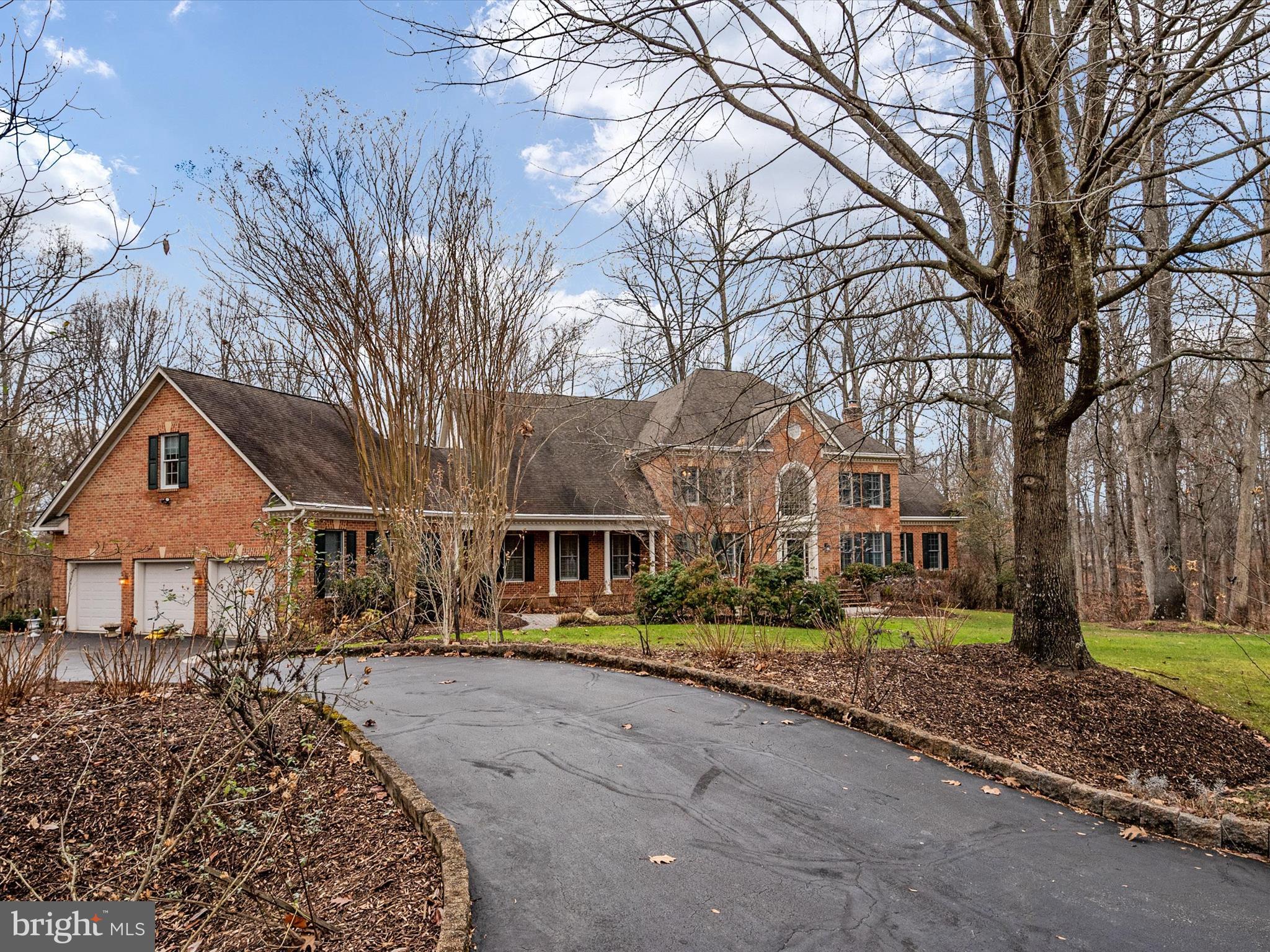 SOUTH RIVER COLONY - Residential