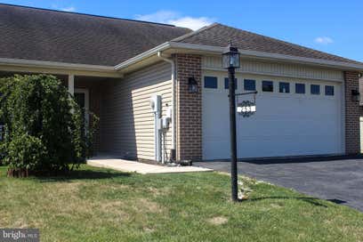 253 LANTERN LANE CHAMBERSBURG PA 17201