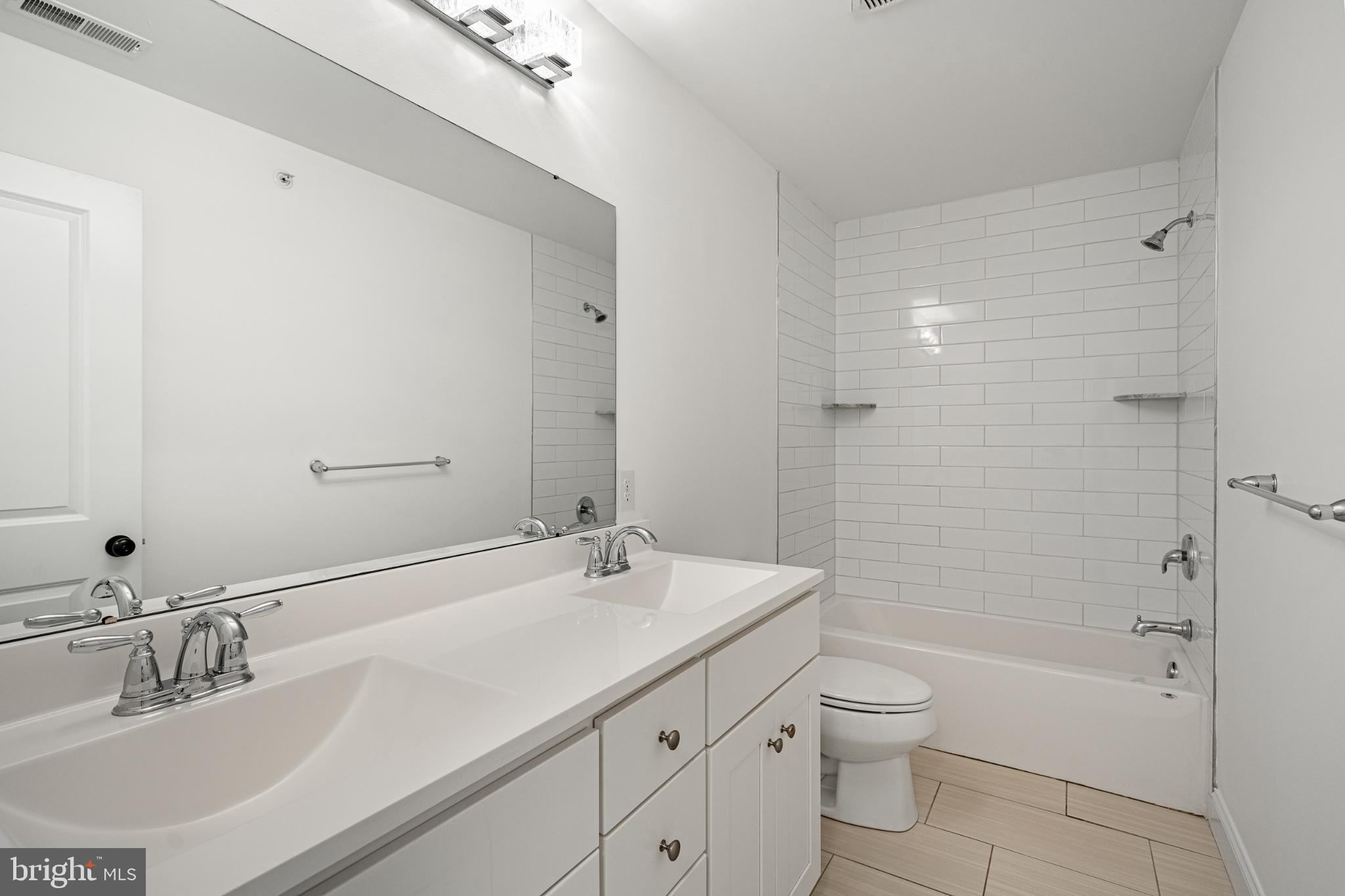 CONSHOHOCKEN - Residential Lease