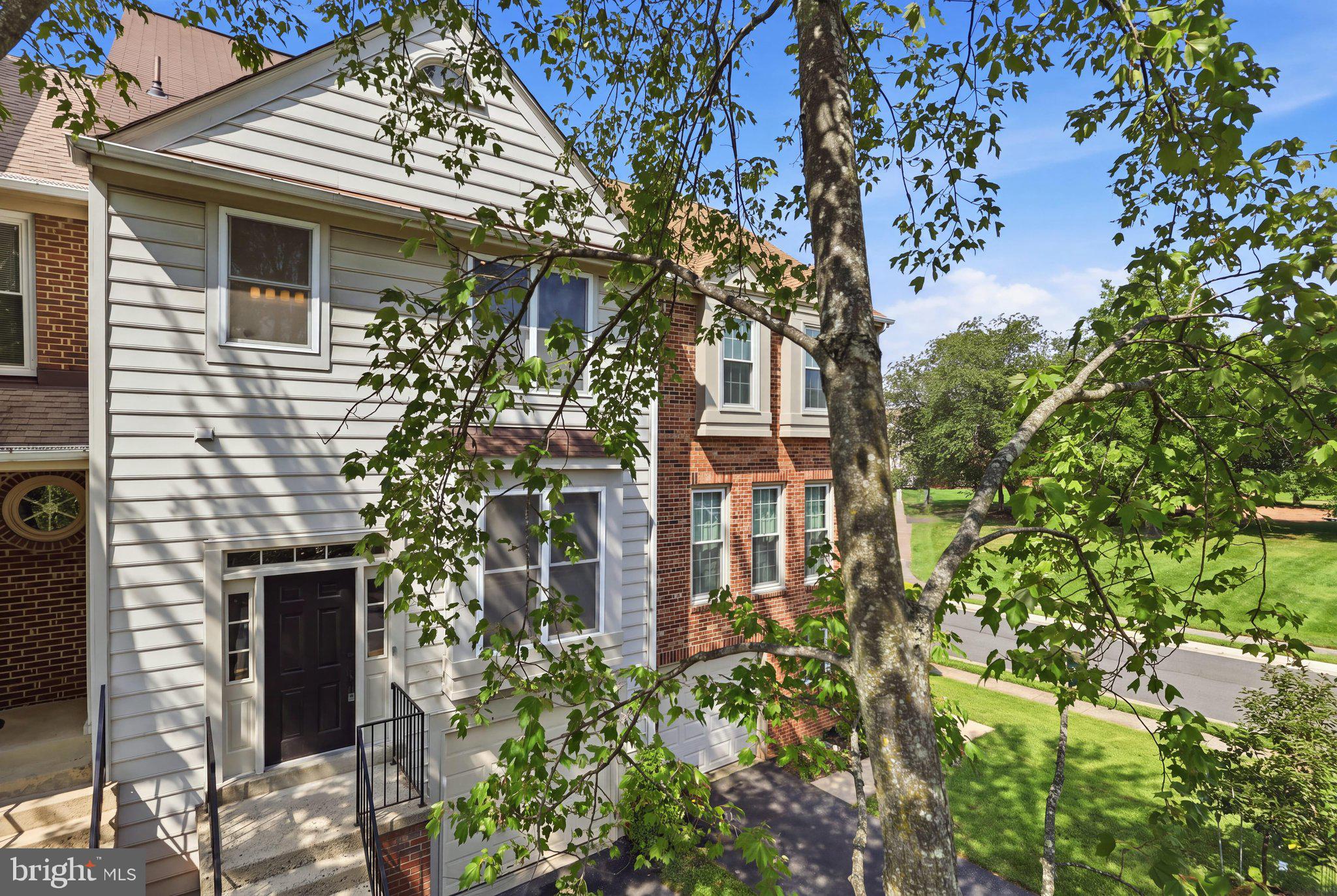 14141 BETSY ROSS LANE