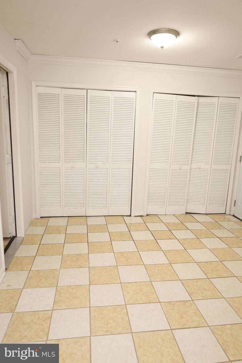 KINGS GRANT - Residential