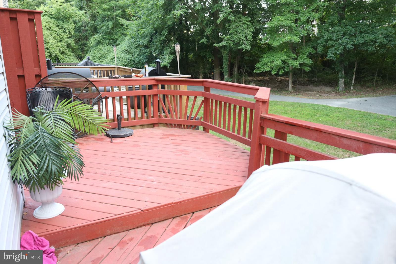 KINGS GRANT - Residential