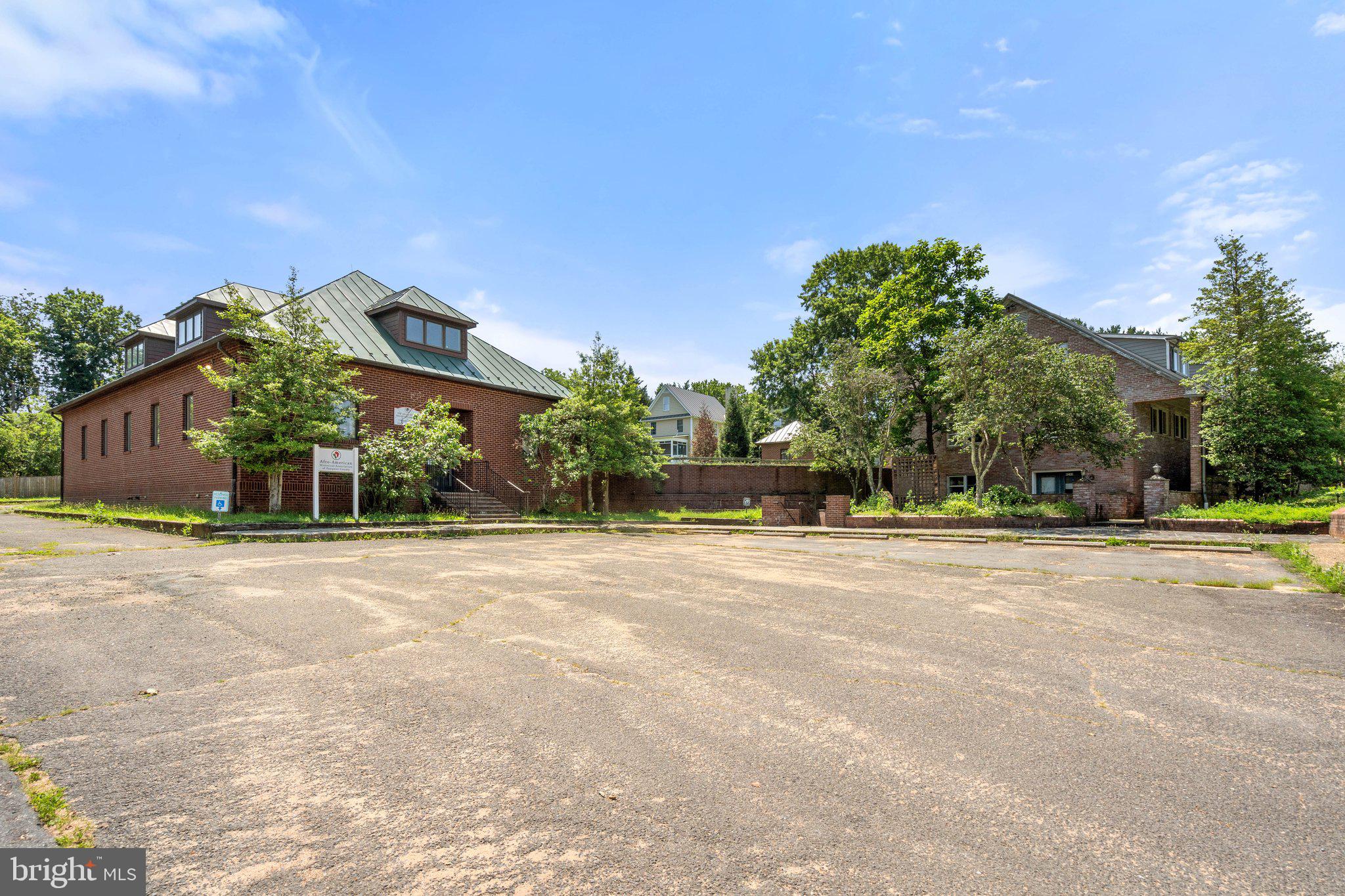 4249 & 4243 LOUDOUN AVENUE