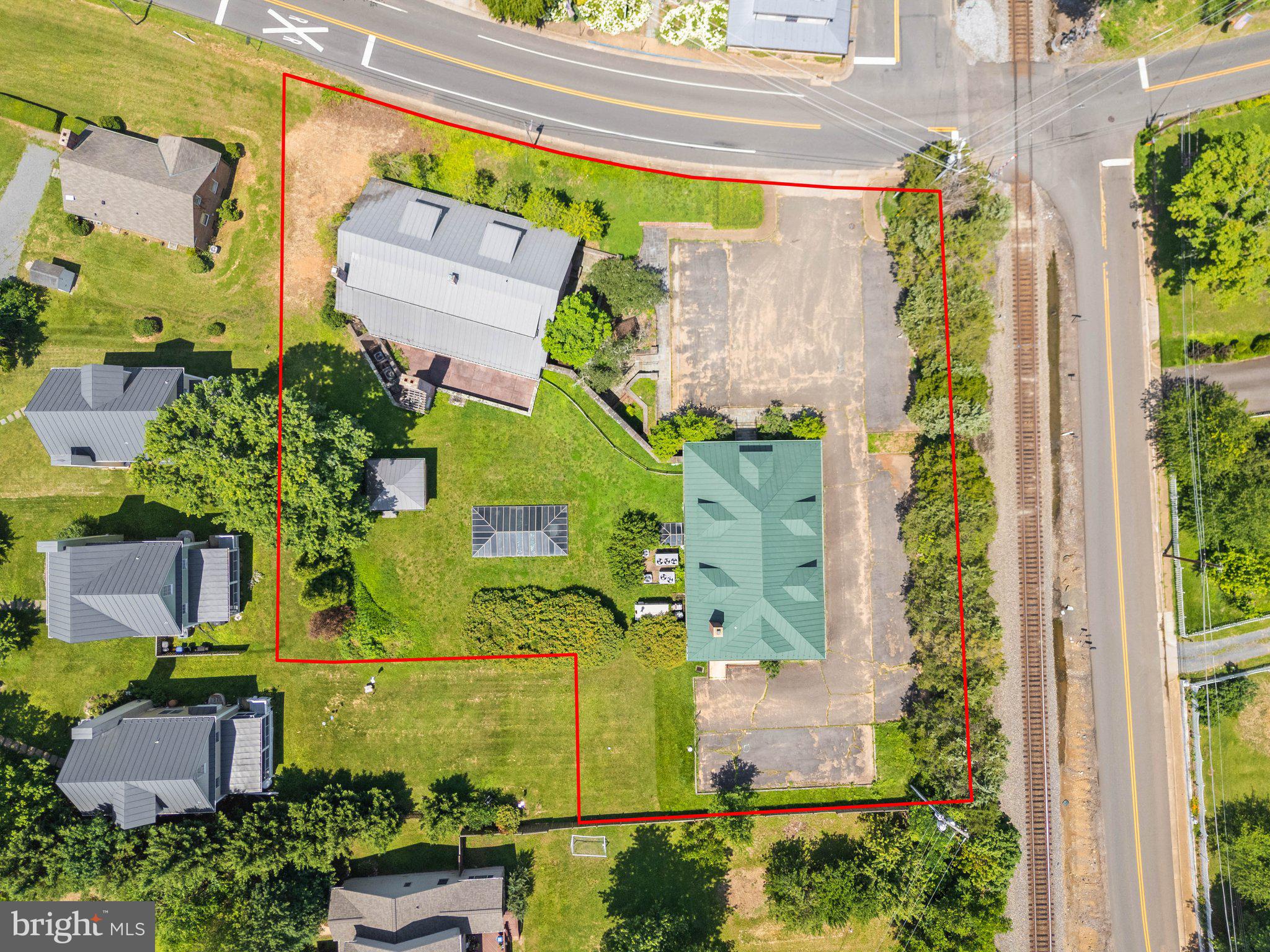4249 & 4243 LOUDOUN AVENUE