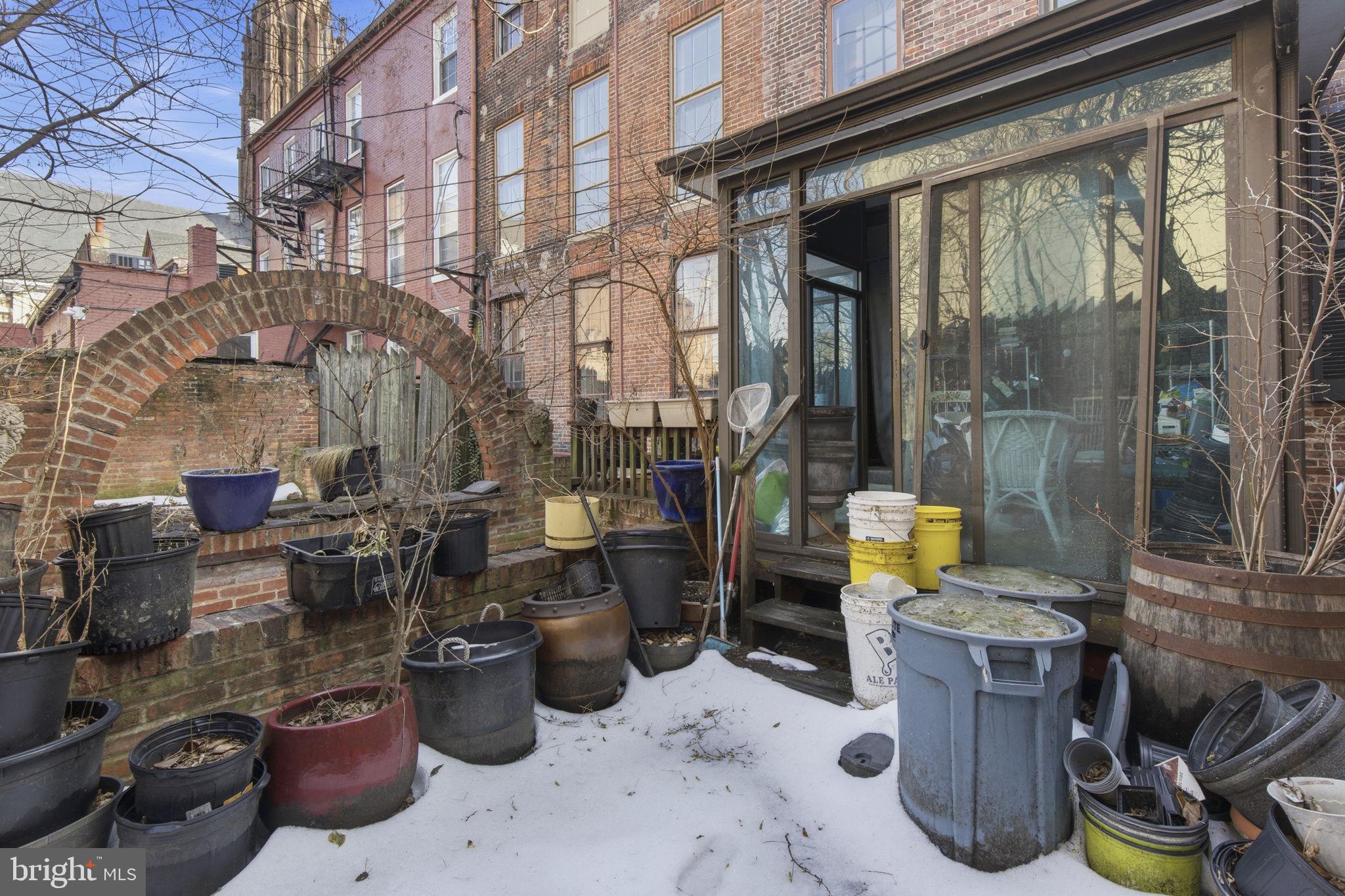 MOUNT VERNON PLACE HISTORIC DISTRICT - Residential