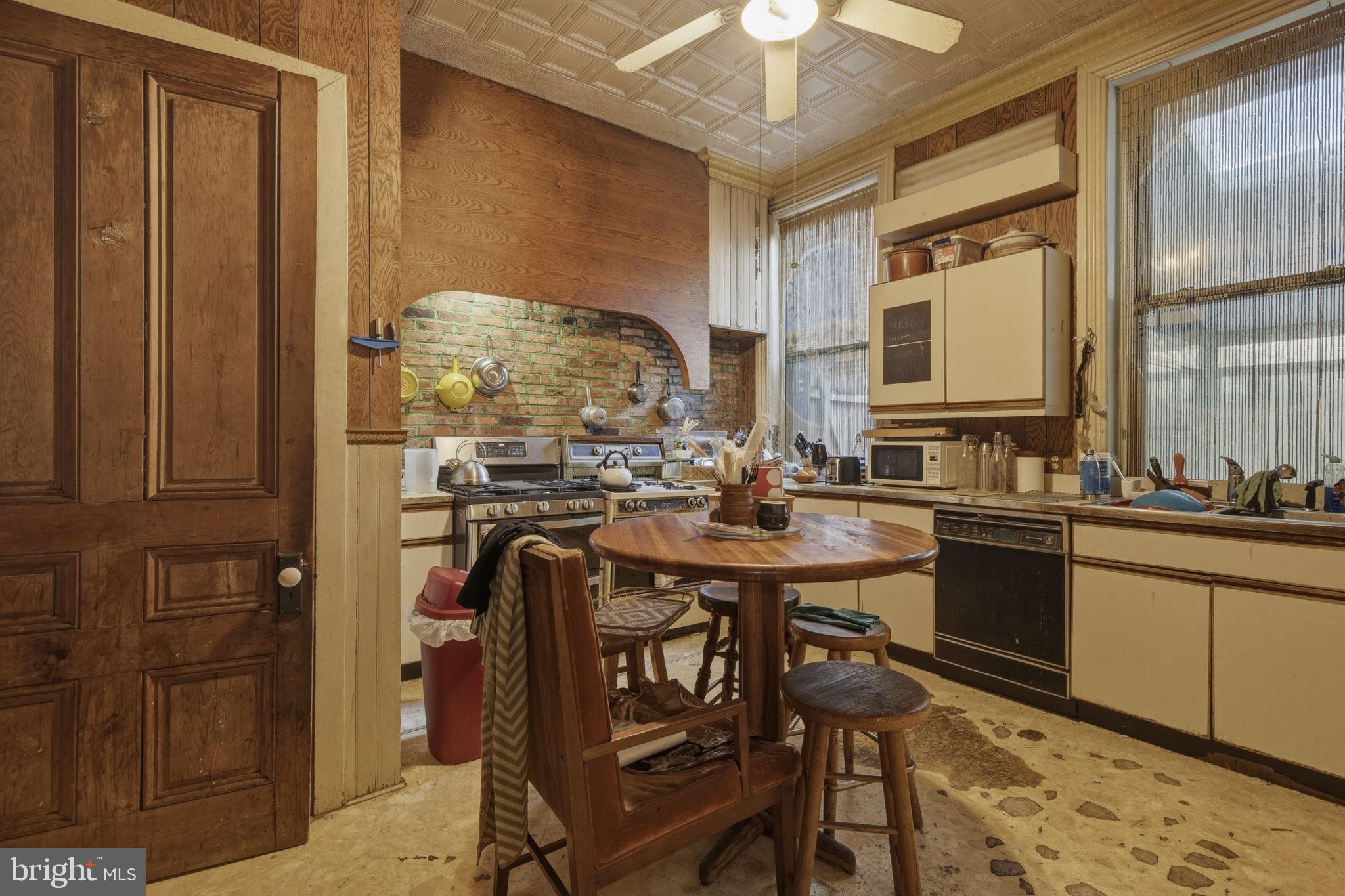 MOUNT VERNON PLACE HISTORIC DISTRICT - Residential