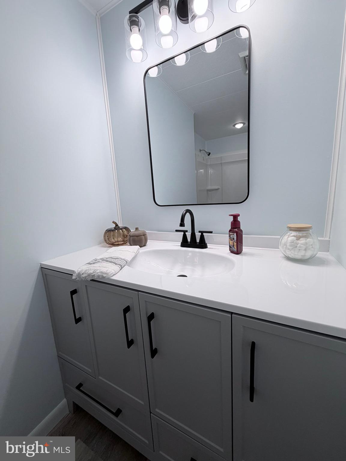 CENTREVILLE - Residential Lease