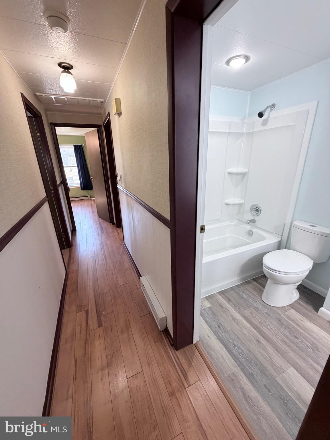 CENTREVILLE - Residential Lease