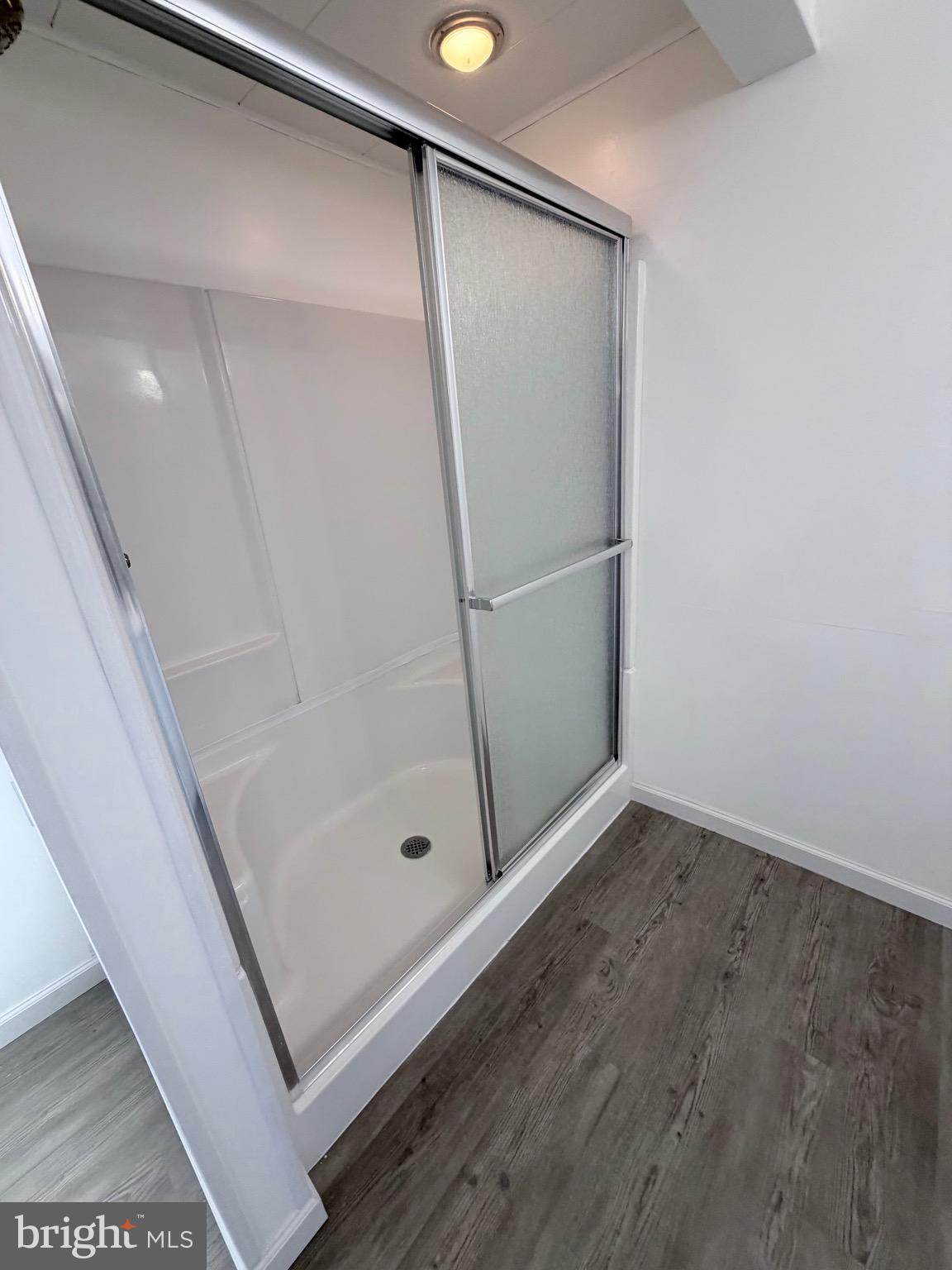 CENTREVILLE - Residential Lease