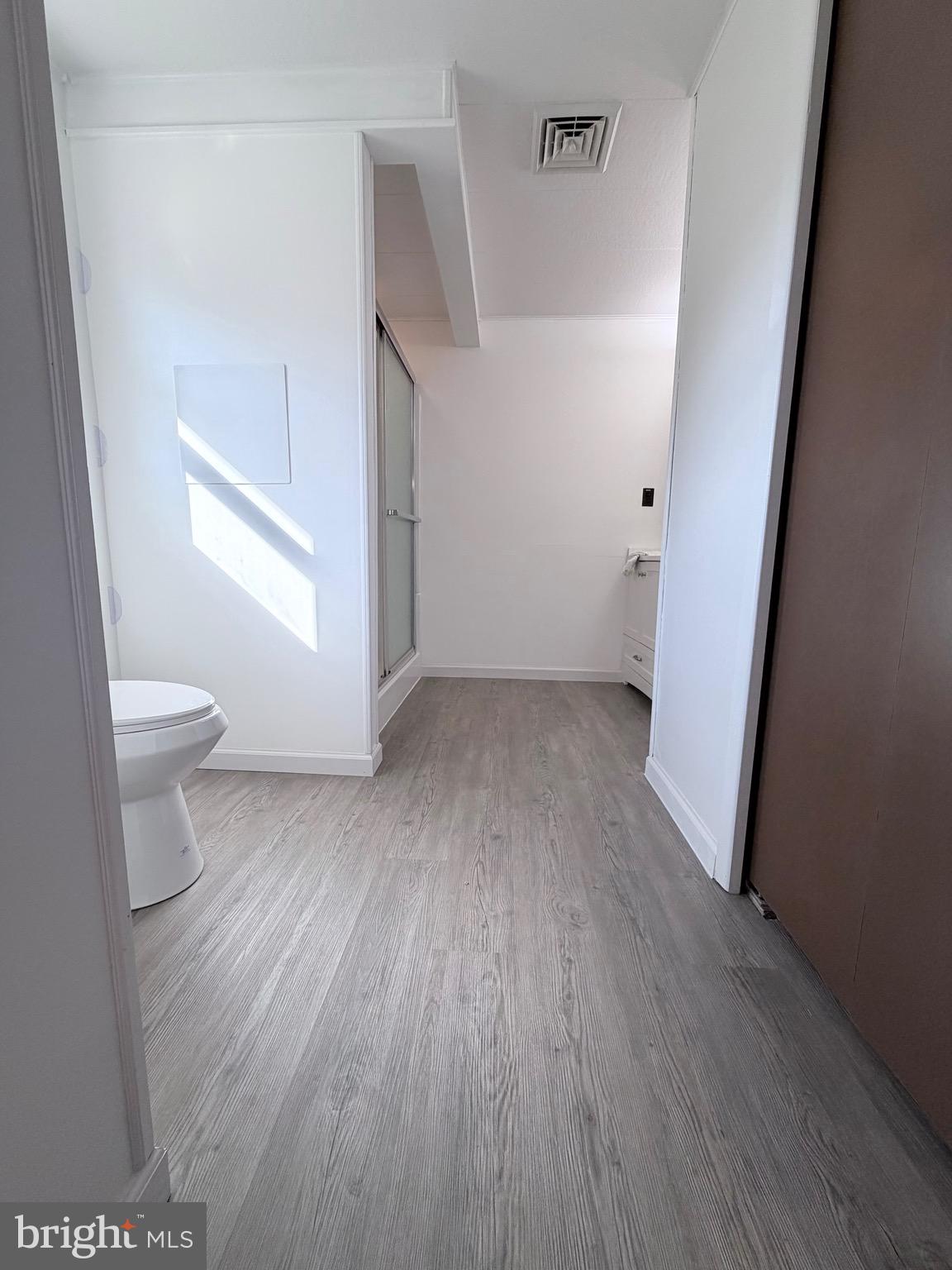 CENTREVILLE - Residential Lease