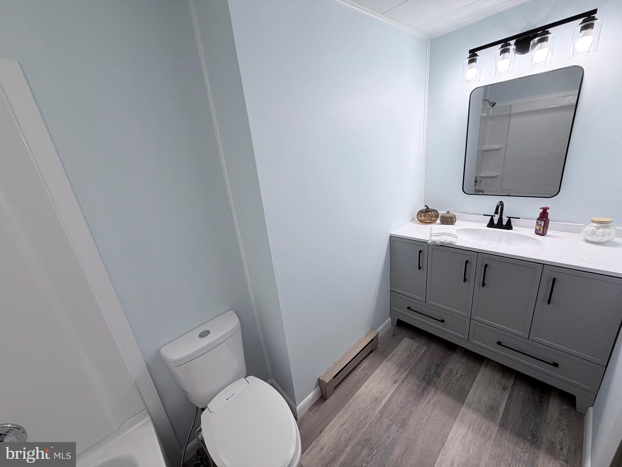 CENTREVILLE - Residential Lease