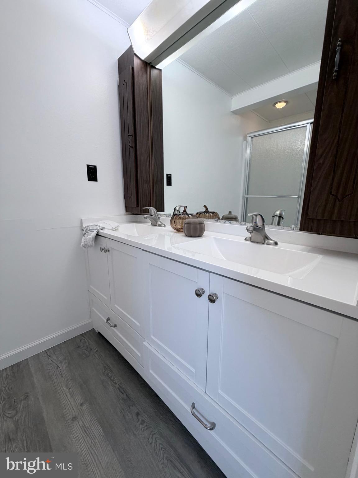 CENTREVILLE - Residential Lease