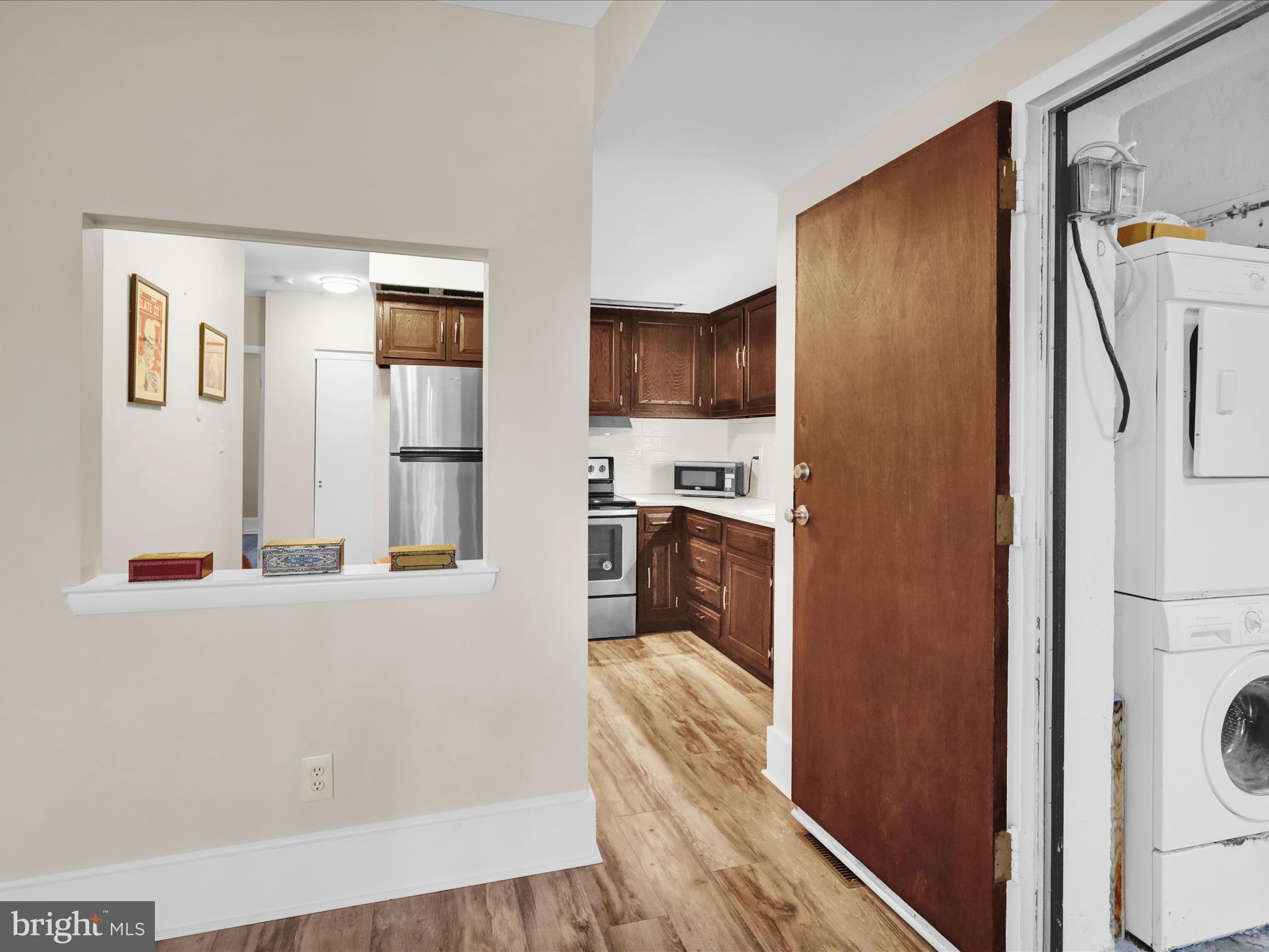 FLYING HILLS - Residential