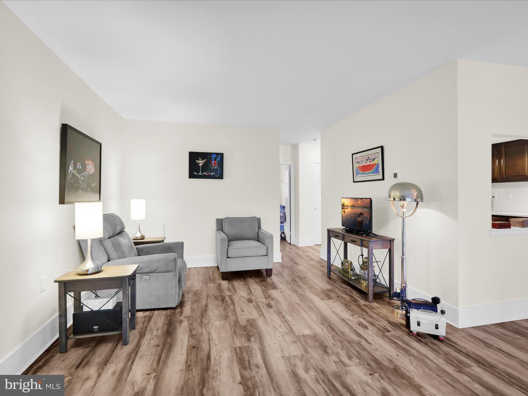 FLYING HILLS - Residential