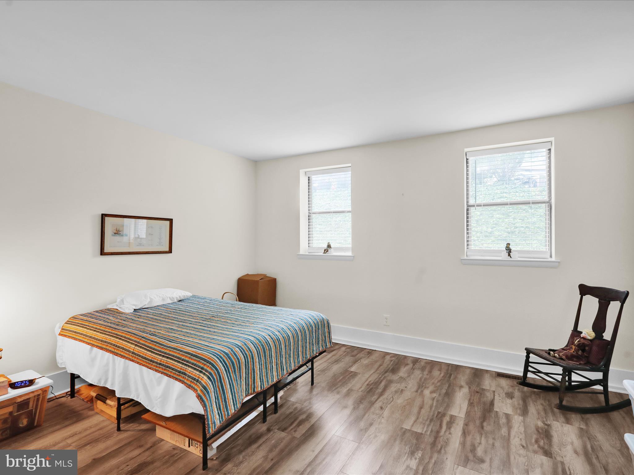 FLYING HILLS - Residential