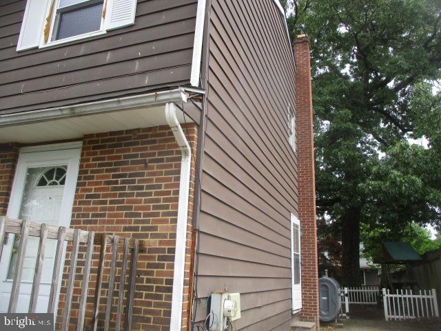 8 DOGWOOD ROAD