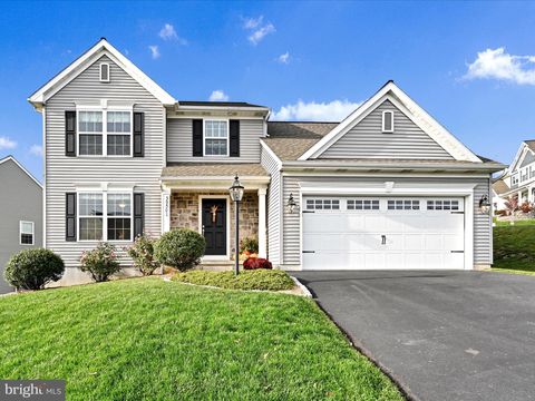 Photo of 3950 Archer Lane, COLUMBIA, PA 17512 (MLS # PALA2061142)