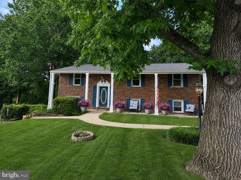 Homes For Sale - 9517 Perry Brook Court<br/> BALTIMORE, MD 21236
