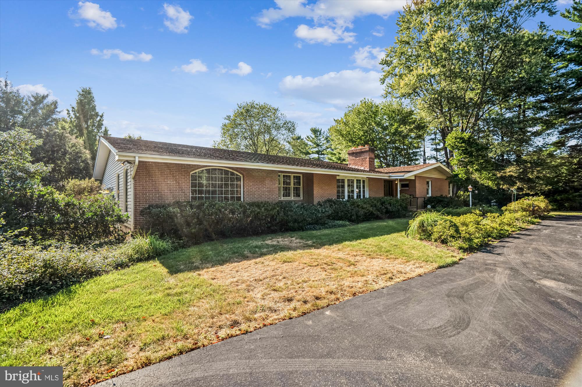 ELLERSLIE ESTATES - Residential