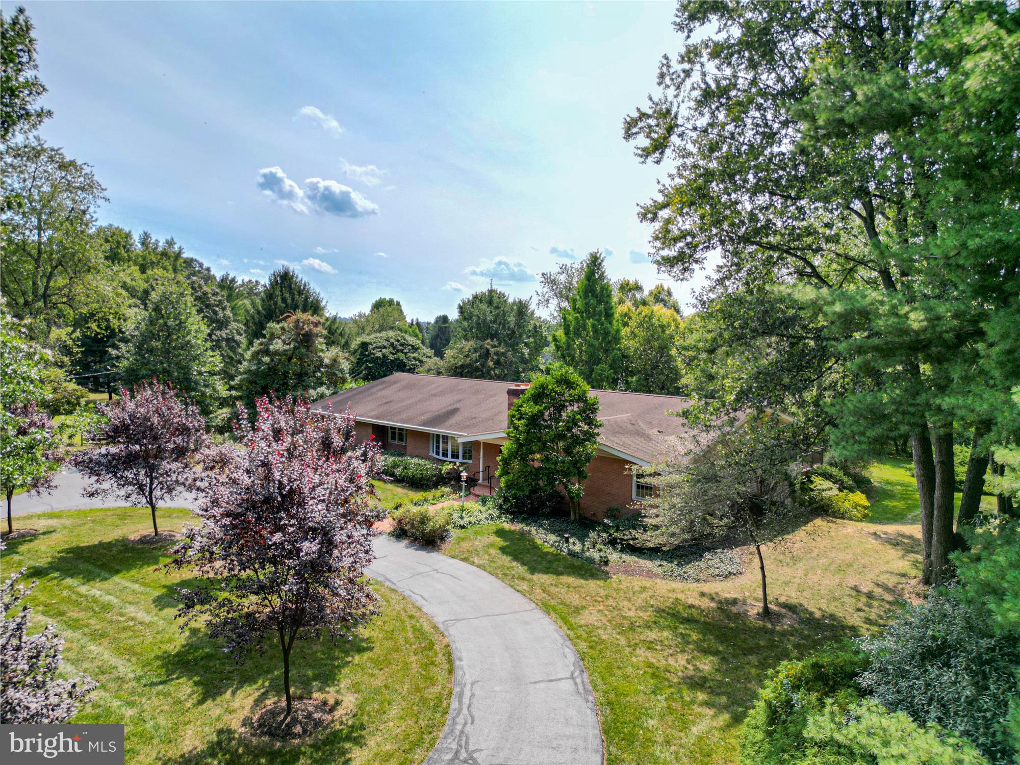 ELLERSLIE ESTATES - Residential