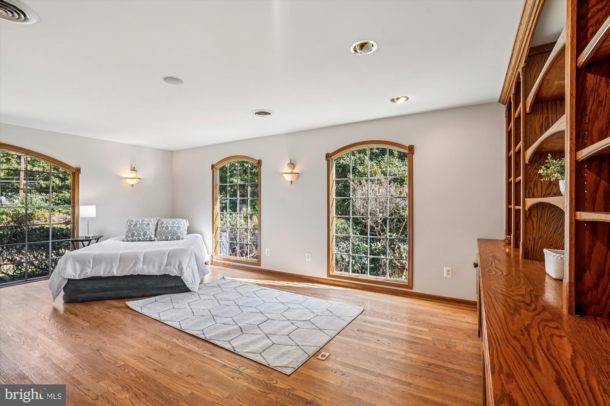 ELLERSLIE ESTATES - Residential