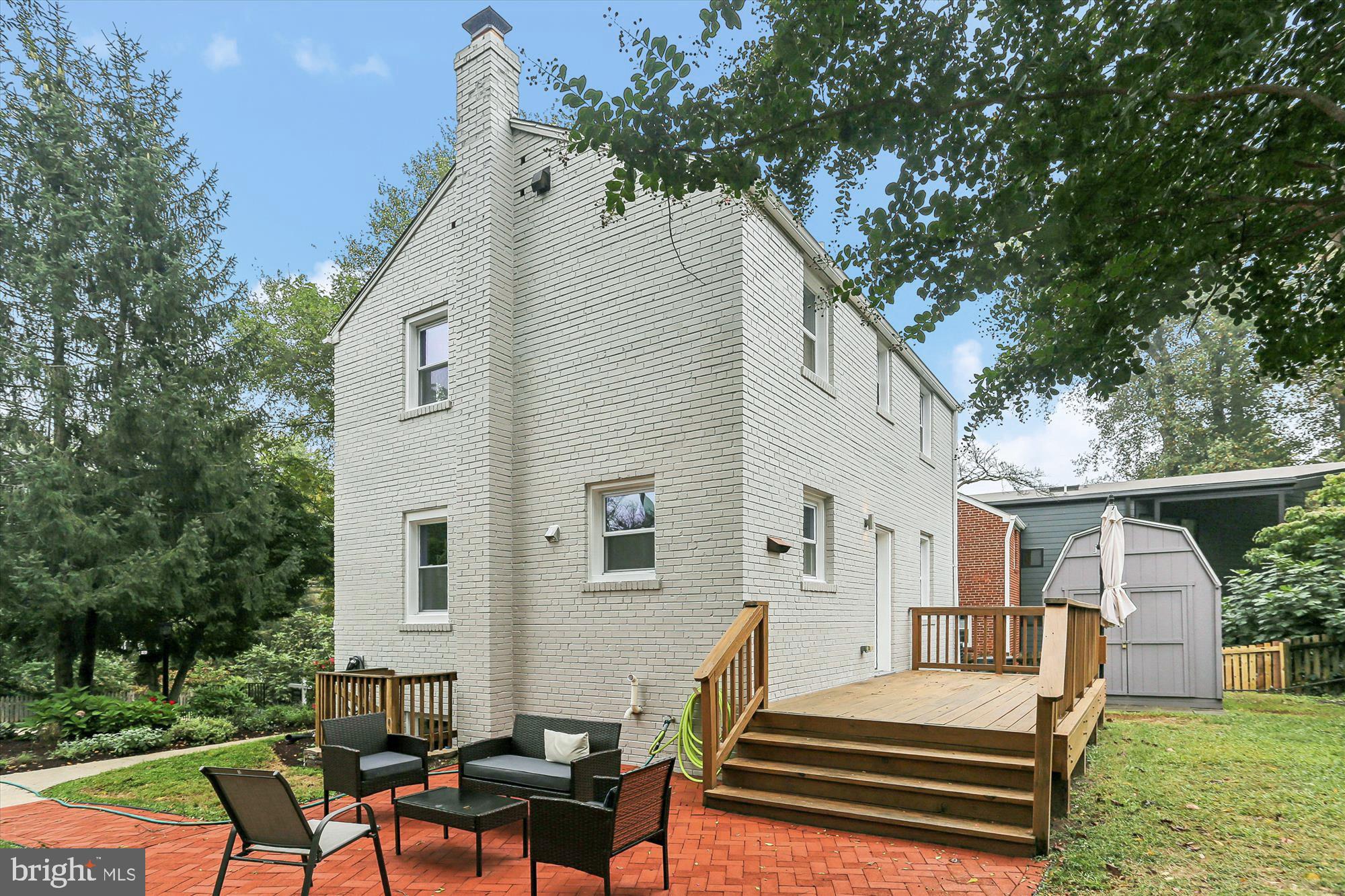 620 WOODSIDE PARKWAY