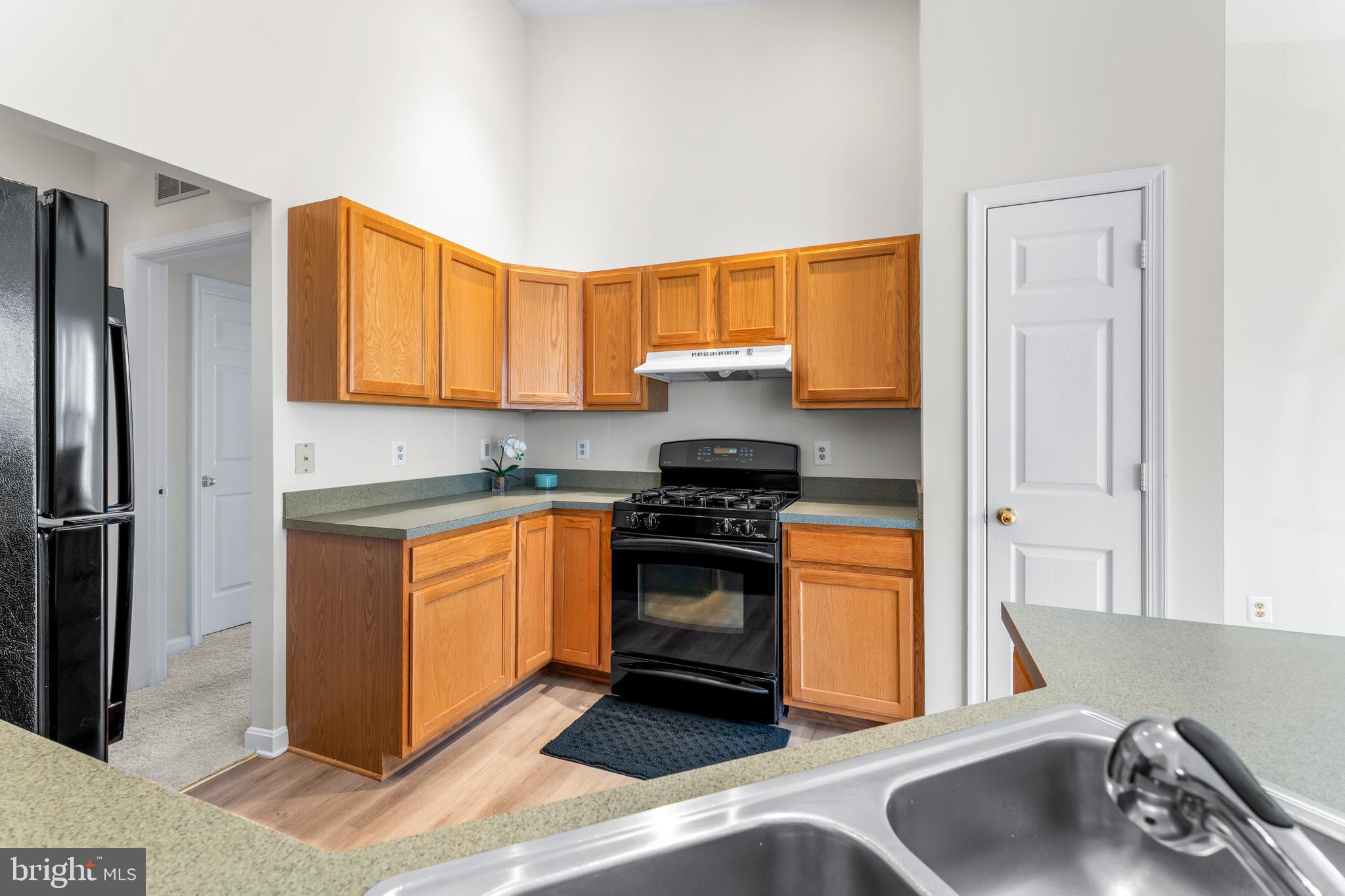 HOPEWELL POINTE - Residential