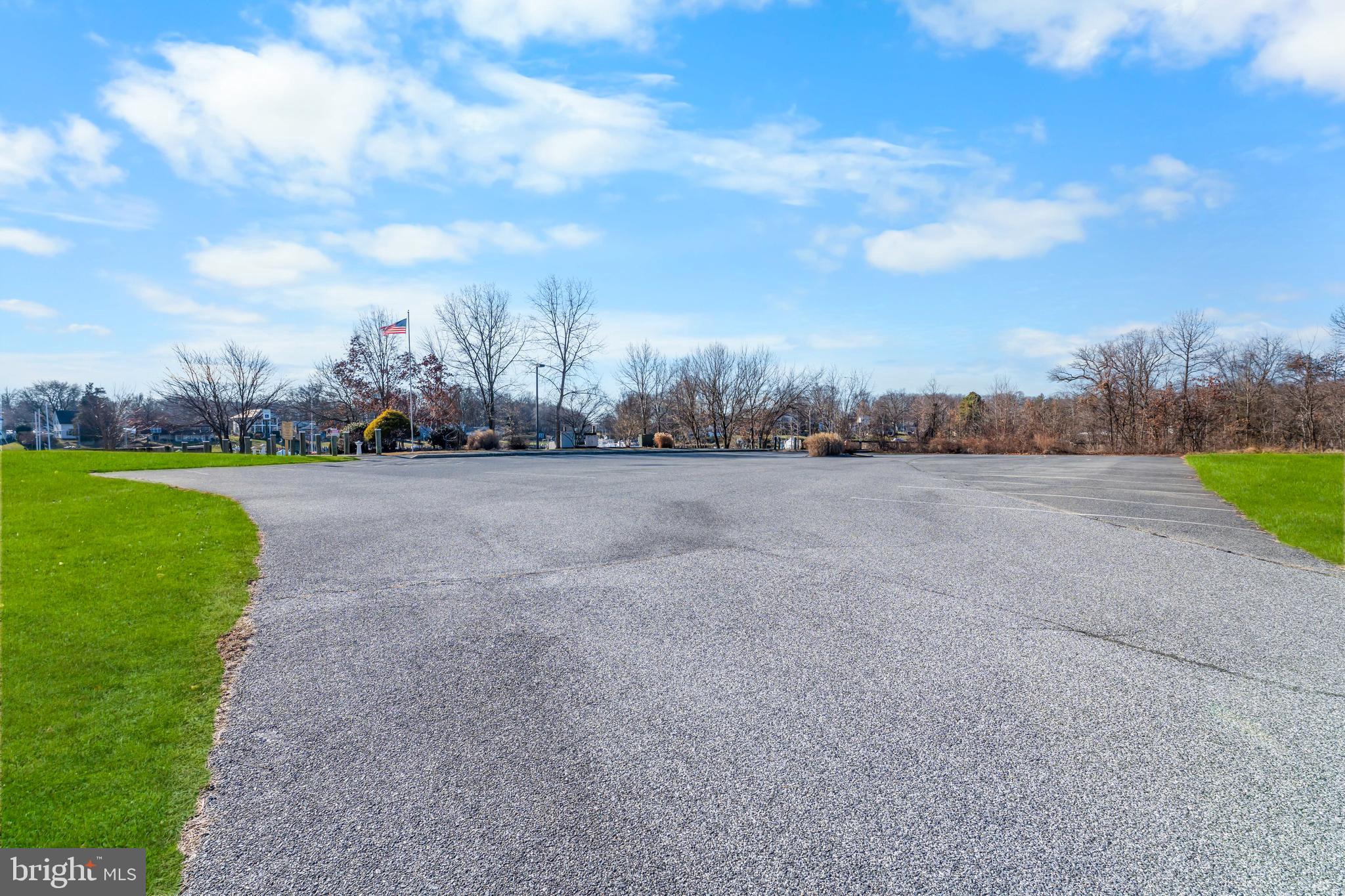 HOPEWELL POINTE - Residential