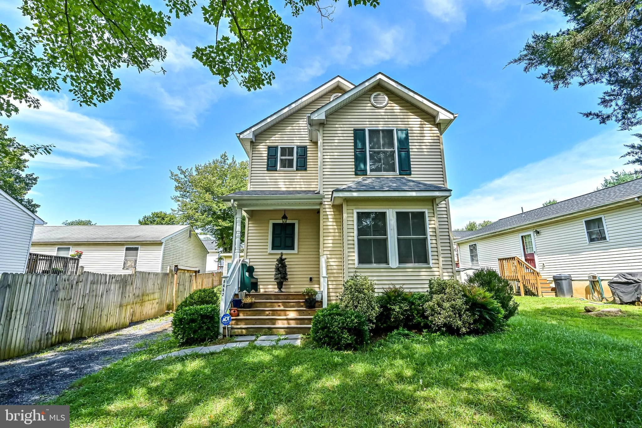 8482 Ashby Avenue, Marshall, VA 20115
