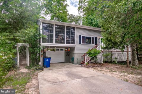 Photo of 306 Ocean Pkwy, OCEAN PINES, MD 21811 (MLS # MDWO2033086)