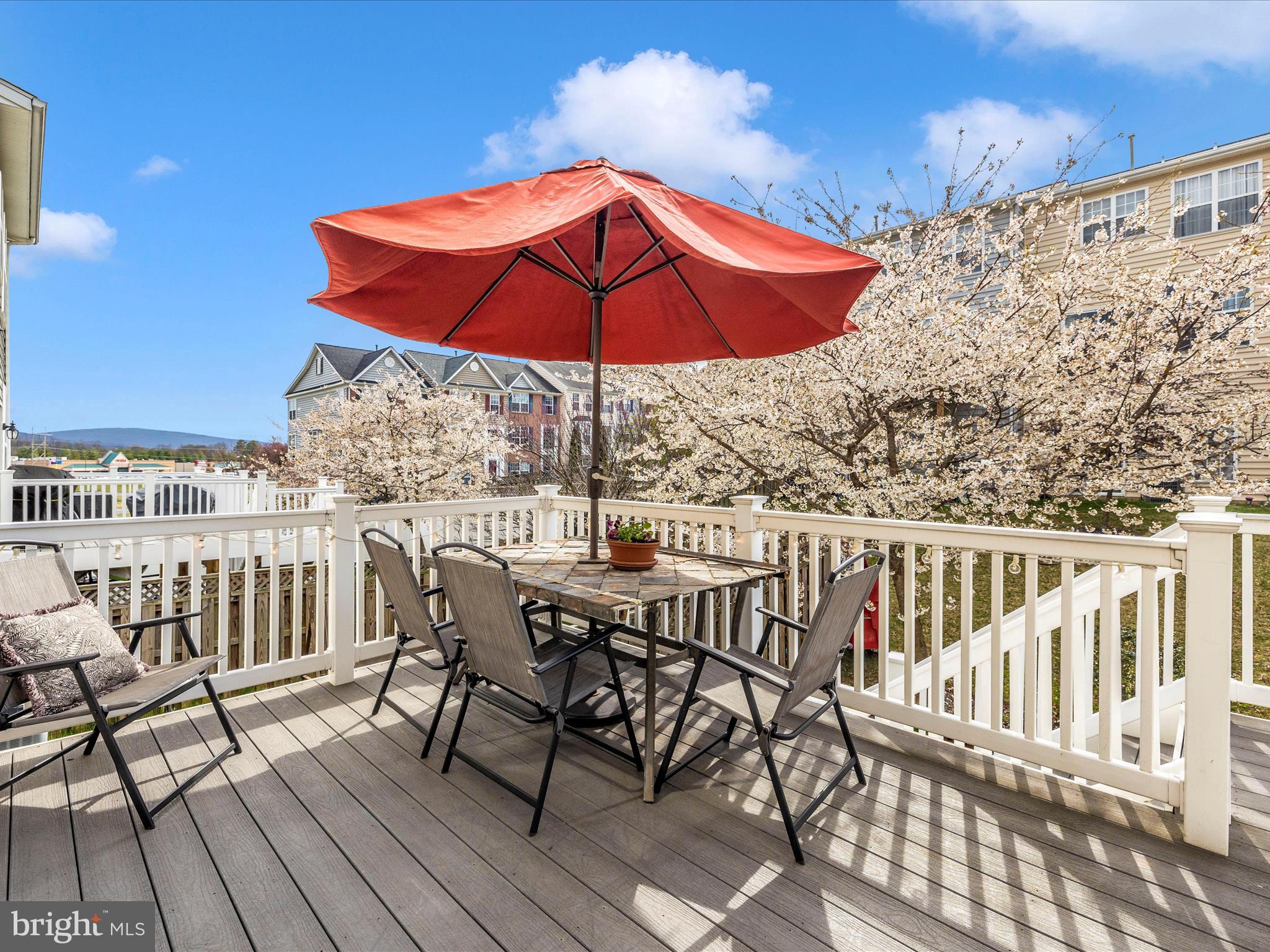 FLETCHERS GROVE - Residential