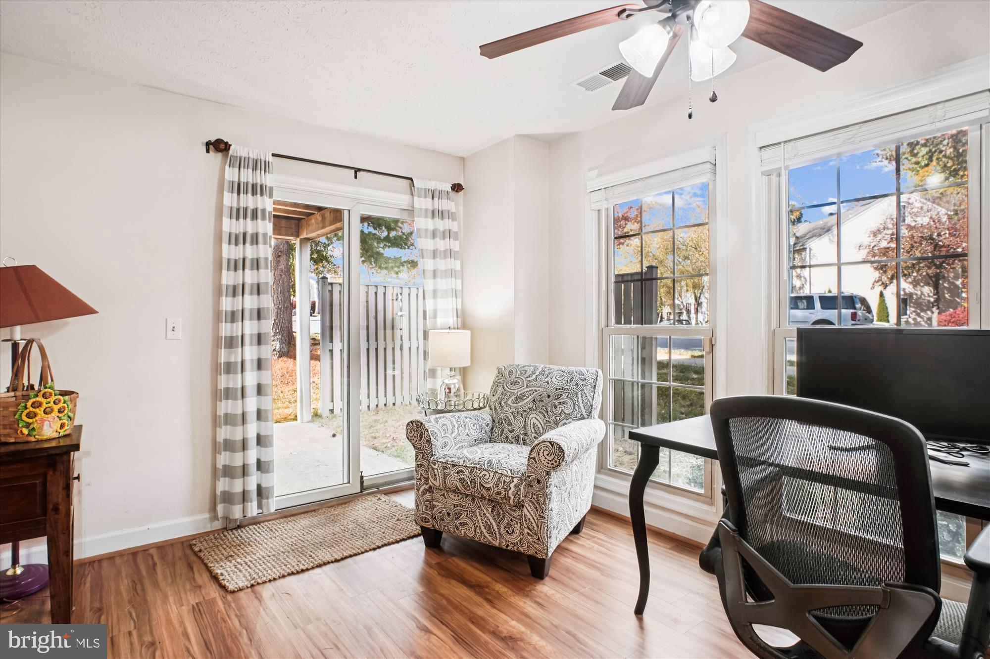 PENDERBROOK - Residential