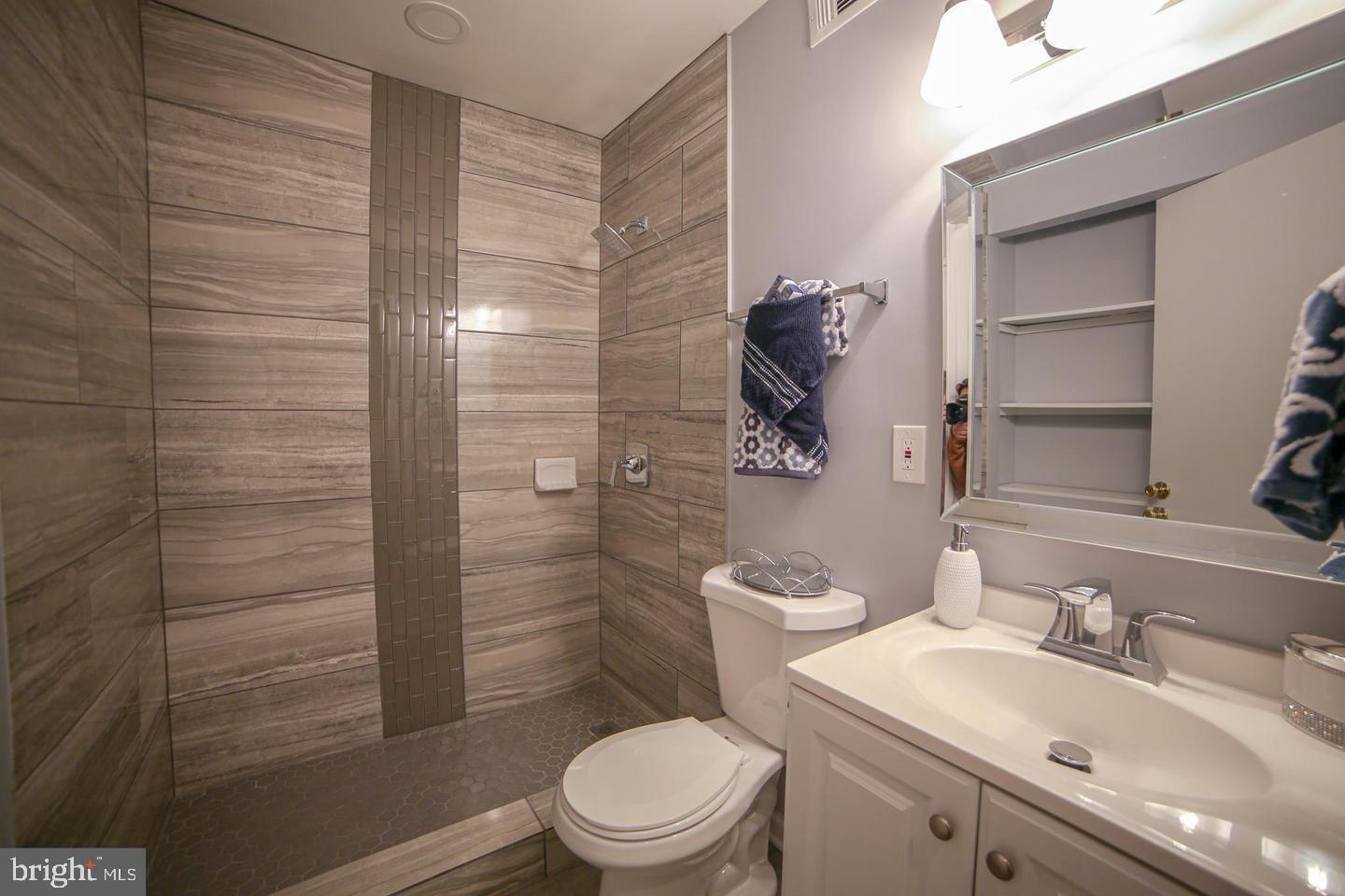 RIPPON LANDING - Residential Lease