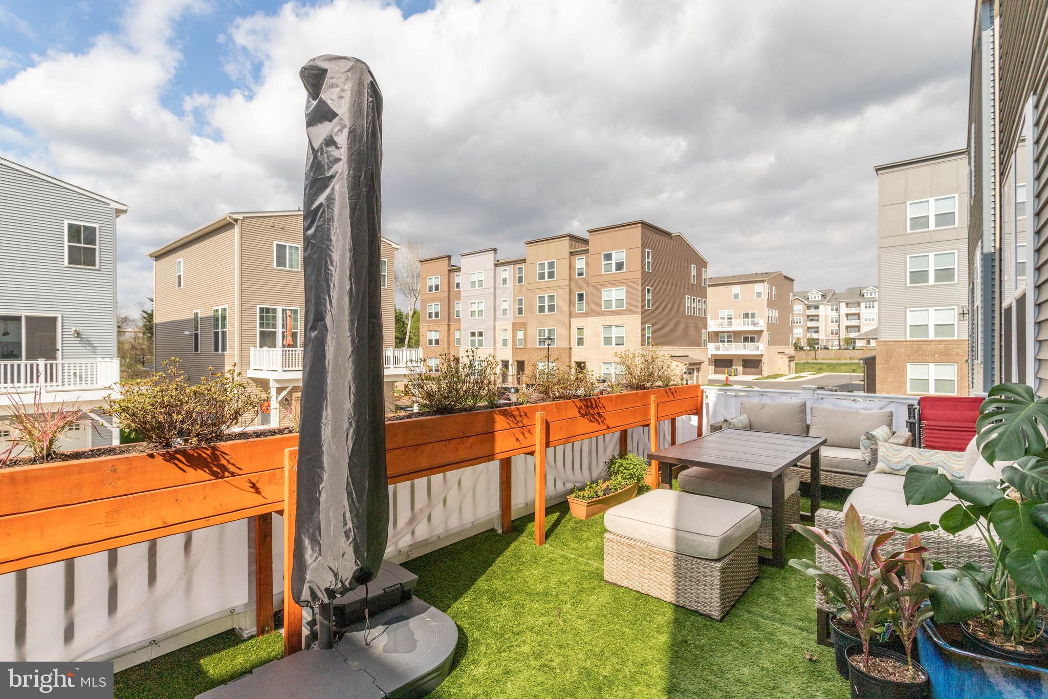 THE VILLAGE AT ARUNDEL MILLS - Residential