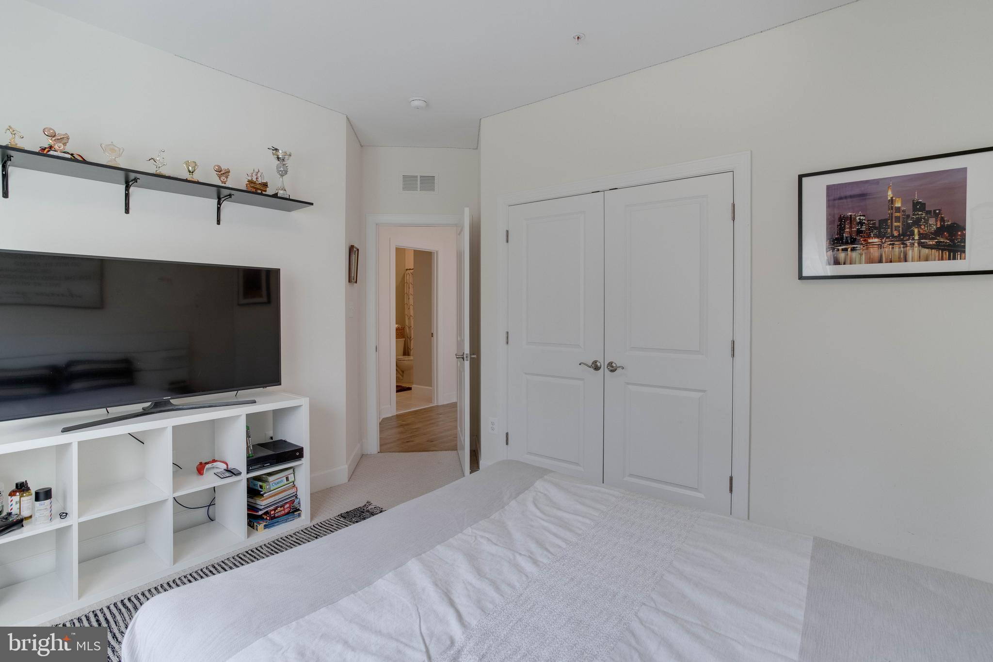THE VILLAGE AT ARUNDEL MILLS - Residential
