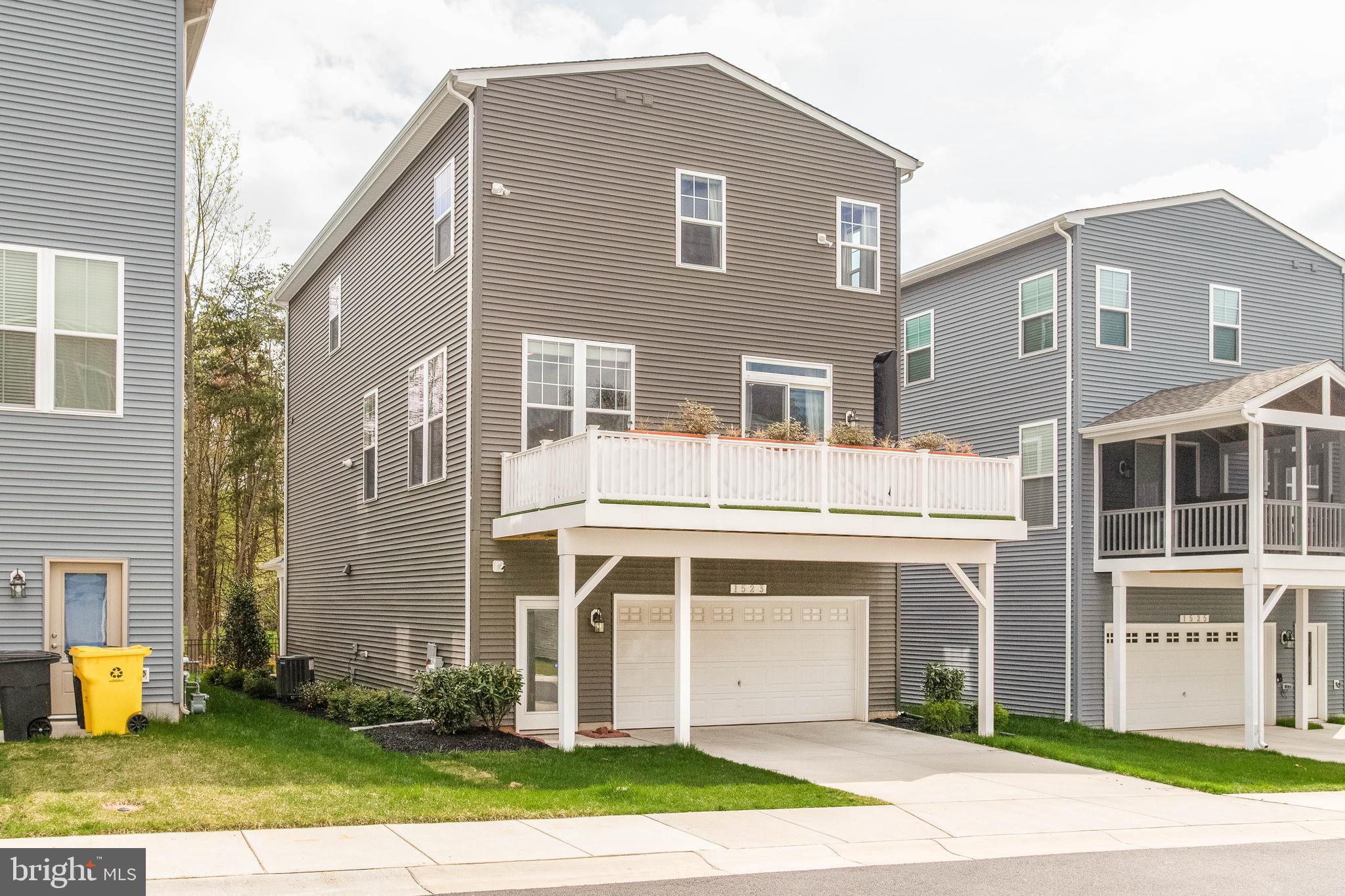 THE VILLAGE AT ARUNDEL MILLS - Residential