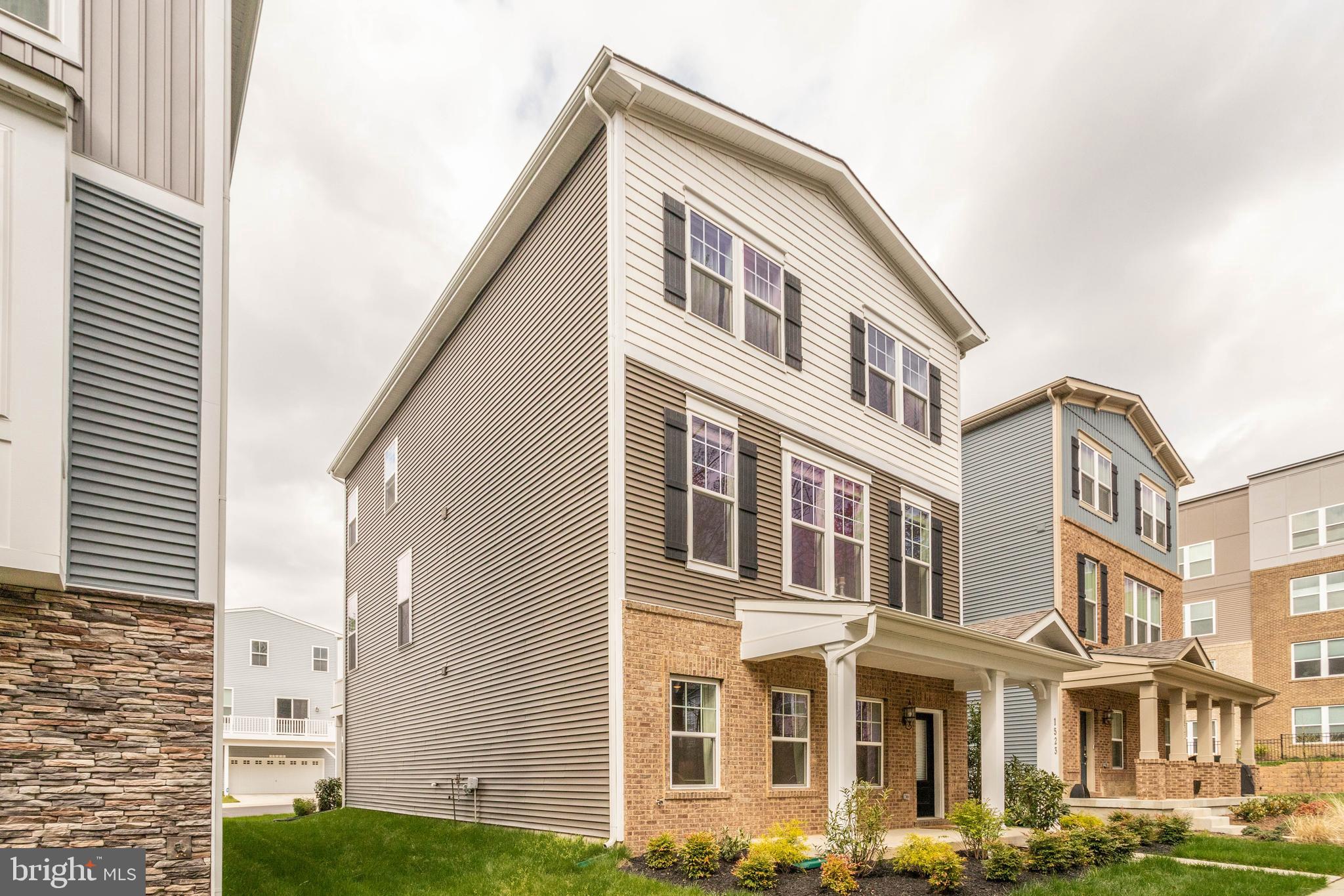 THE VILLAGE AT ARUNDEL MILLS - Residential