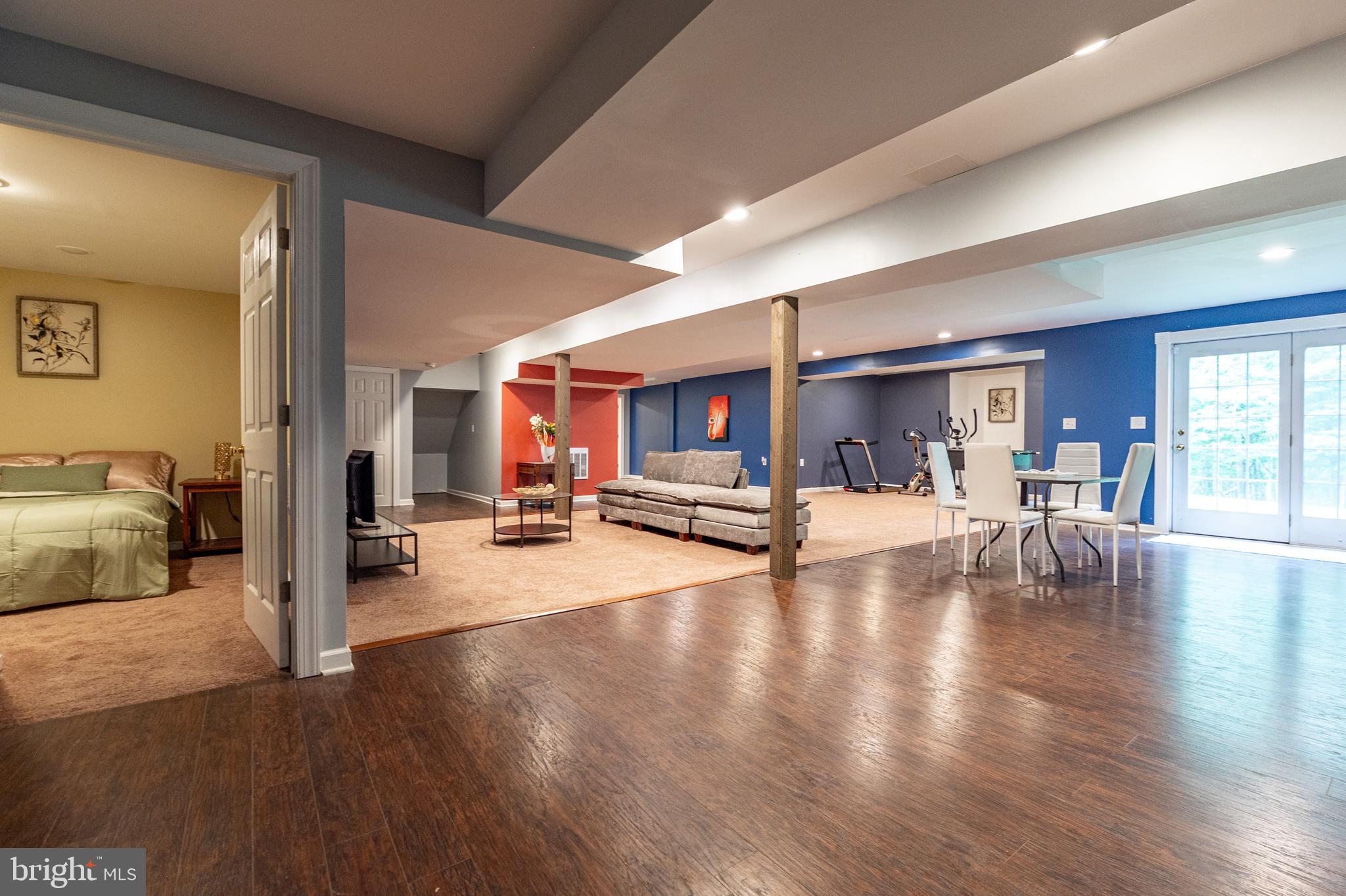 255 RISING MEADOW WAY