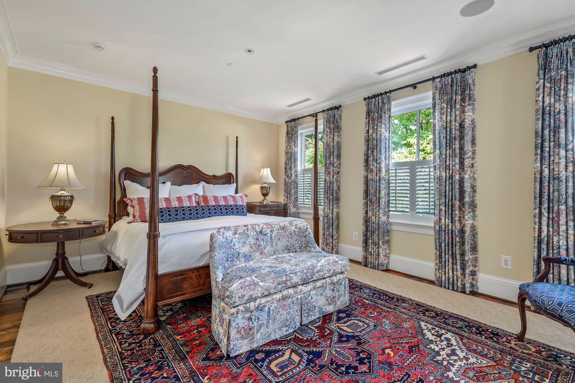 GEORGETOWN - Residential