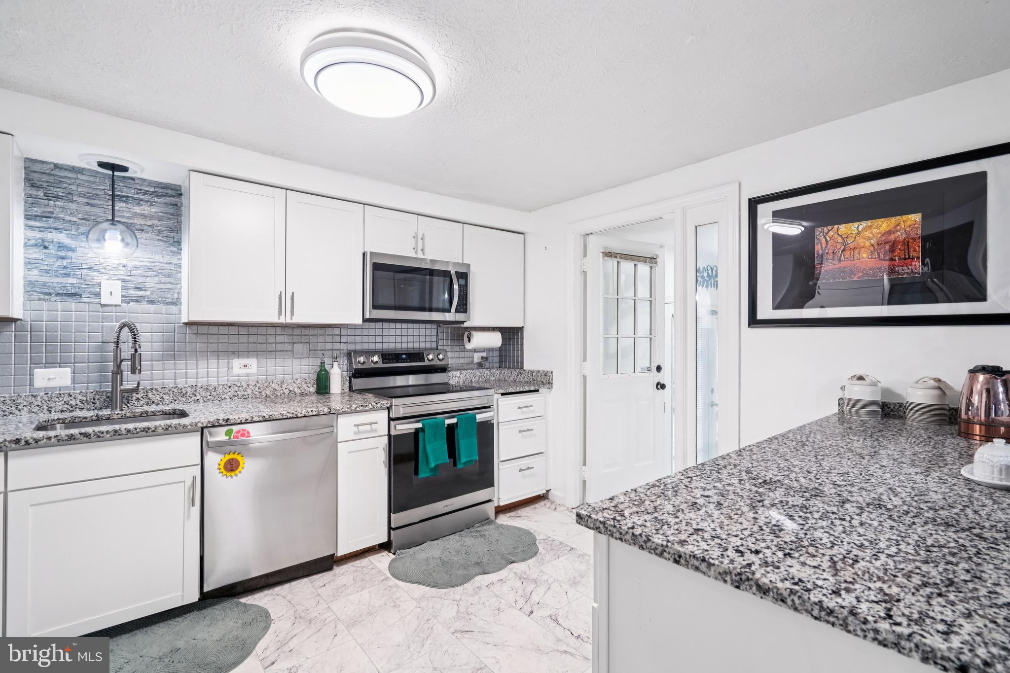 WILLOW WOOD ESTATES - Residential