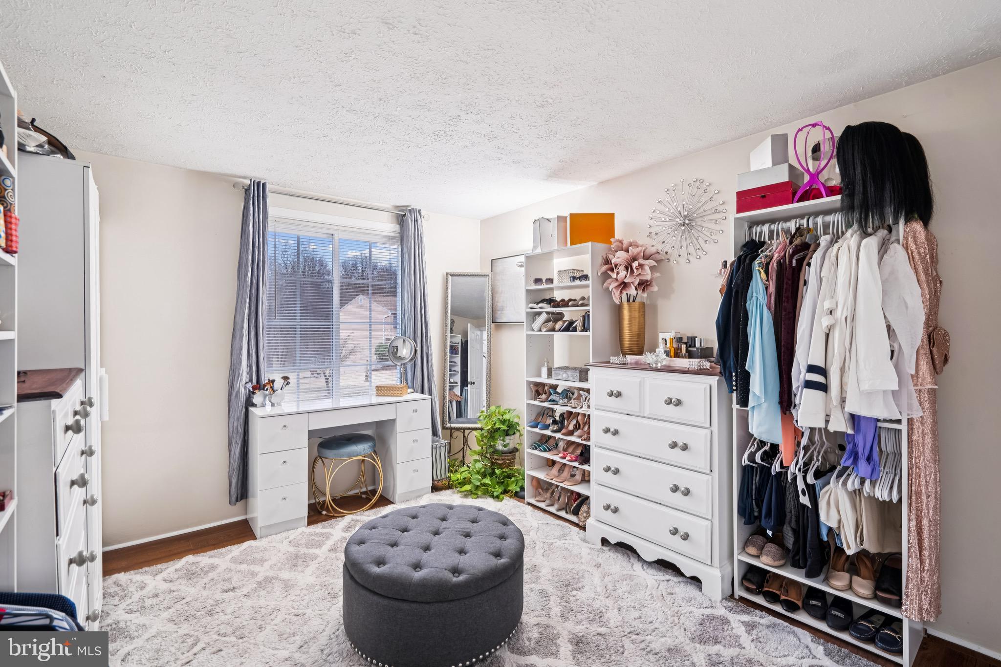 WILLOW WOOD ESTATES - Residential